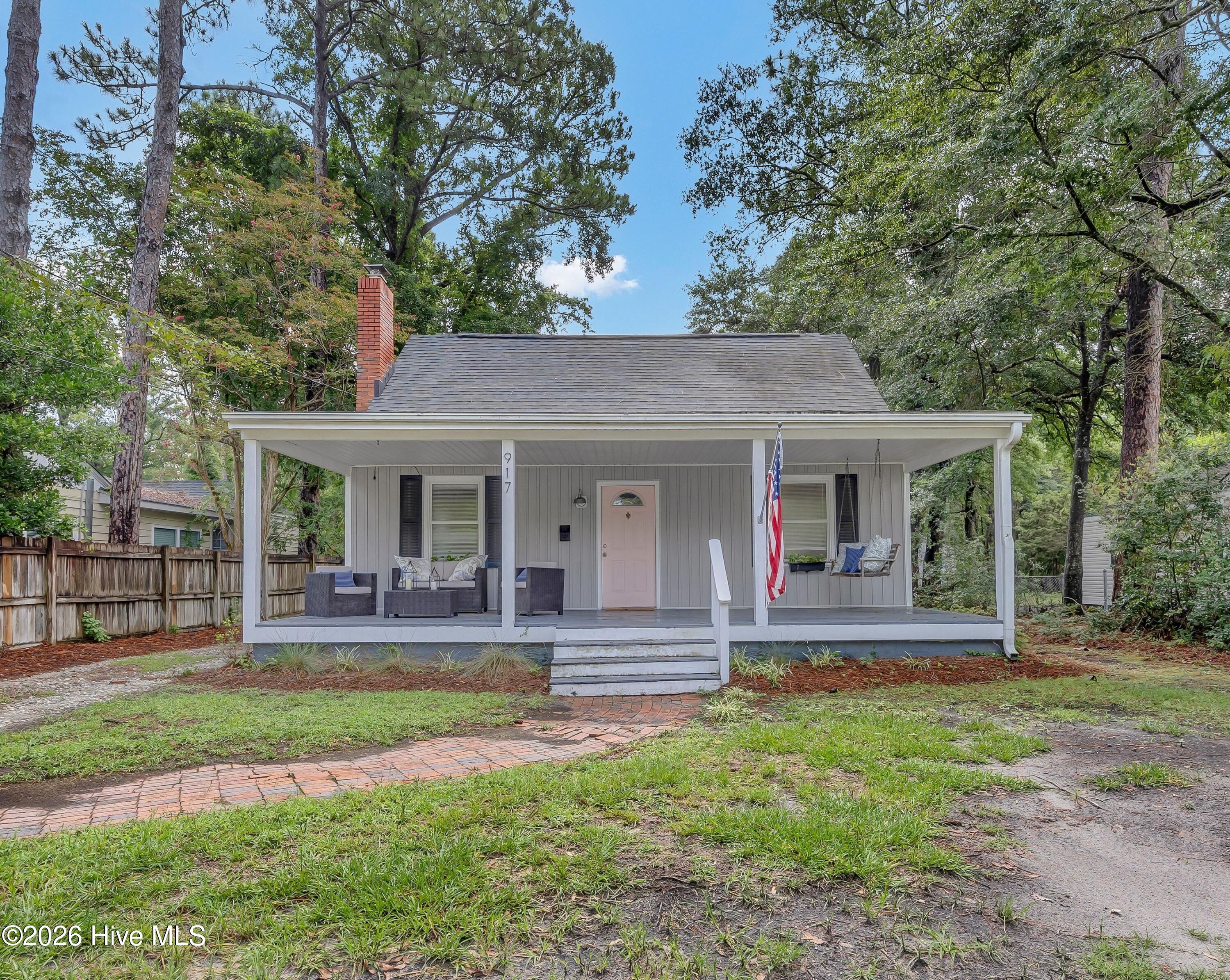 917 Bryan Avenue — photo