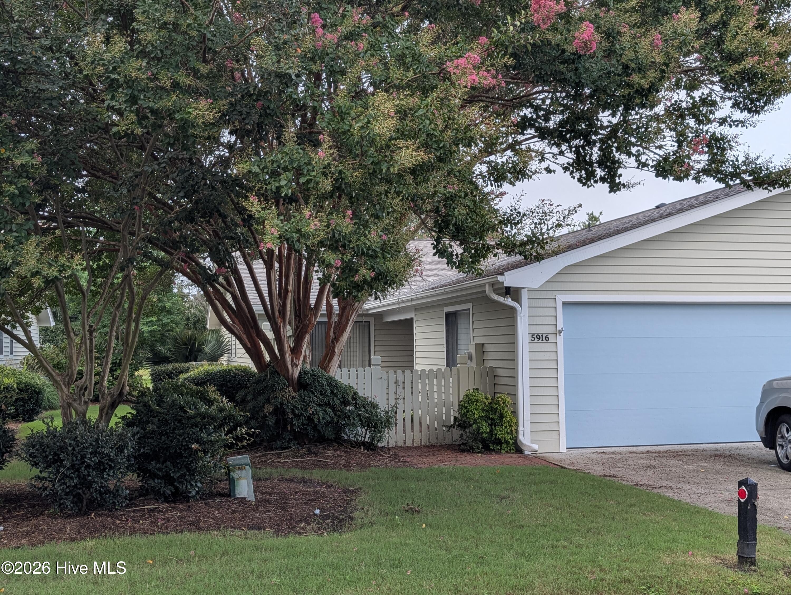 5916 Chester Street — photo