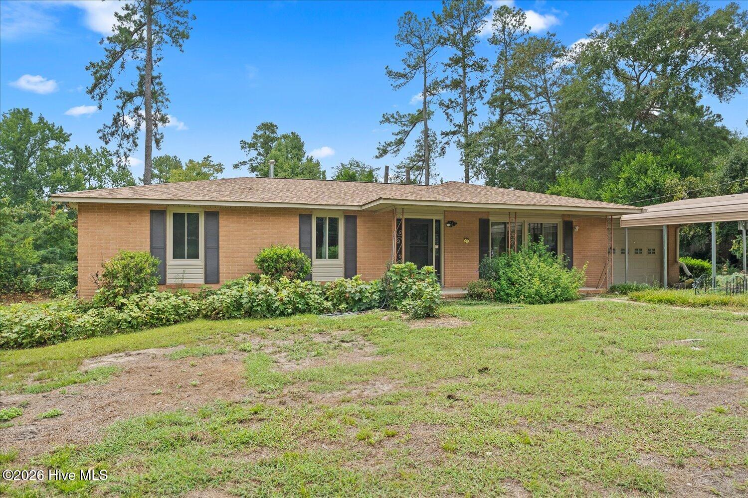 1602 Wildwood Drive — photo