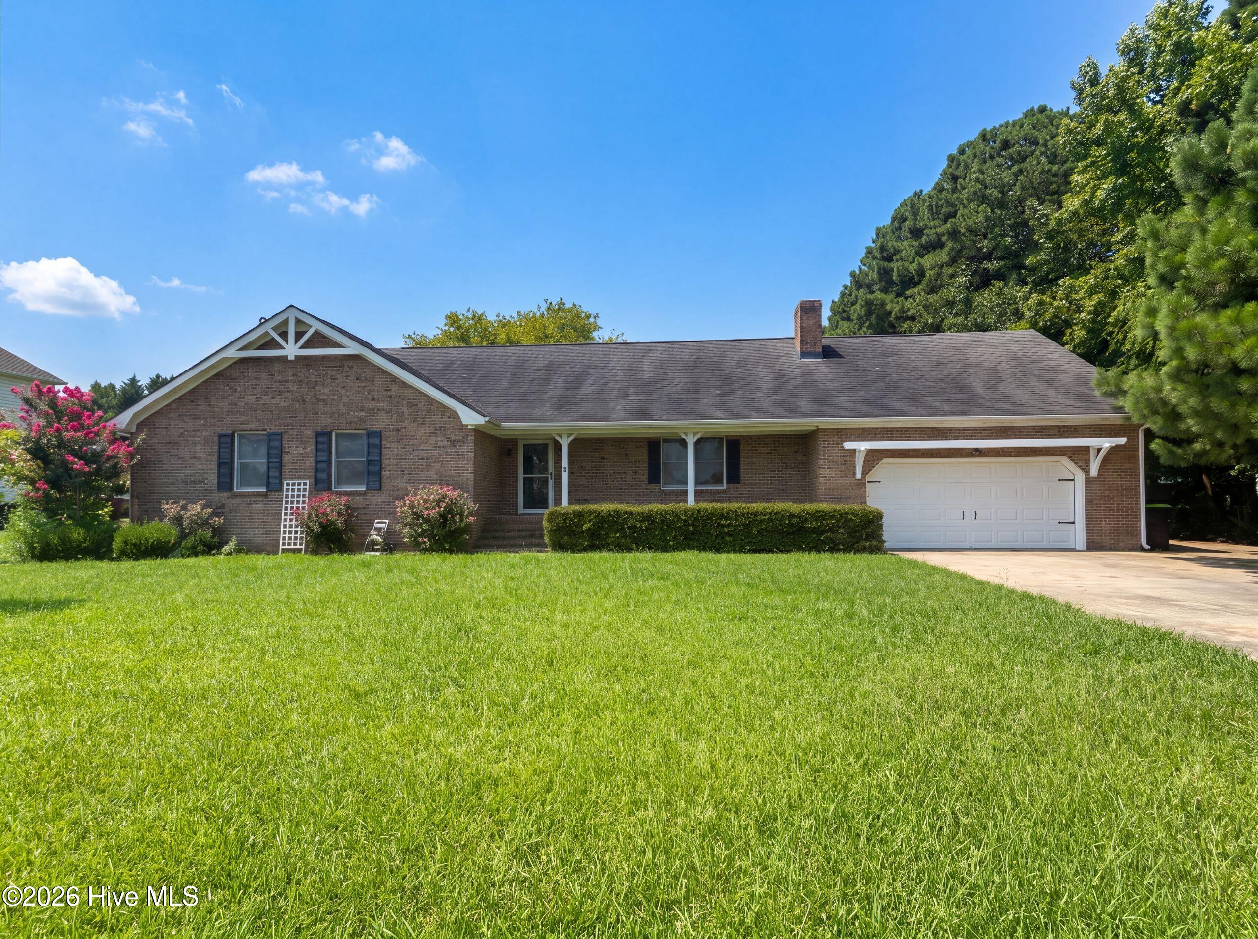 1003 Bateman Drive — photo