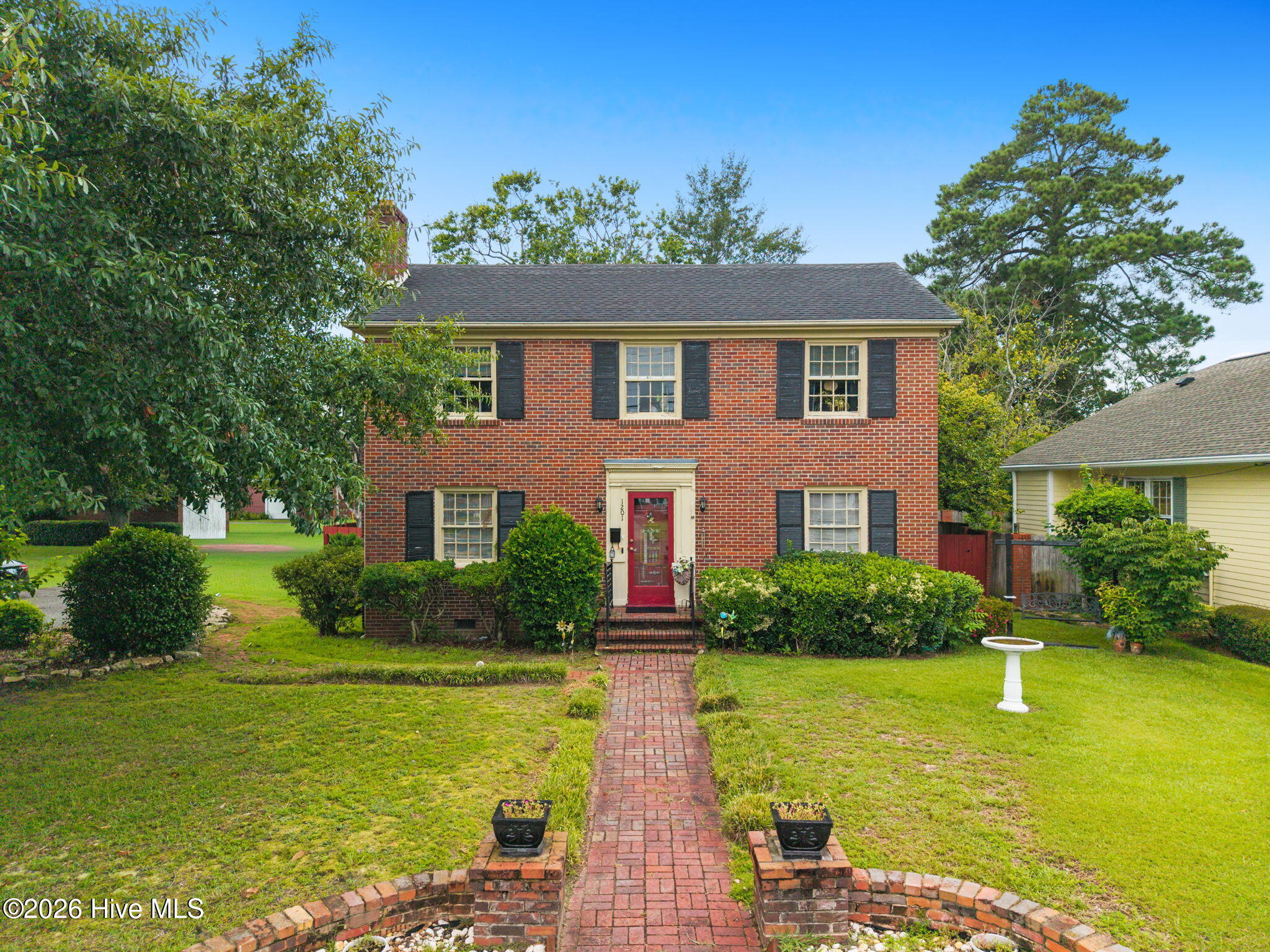1201 N Walnut Street — photo
