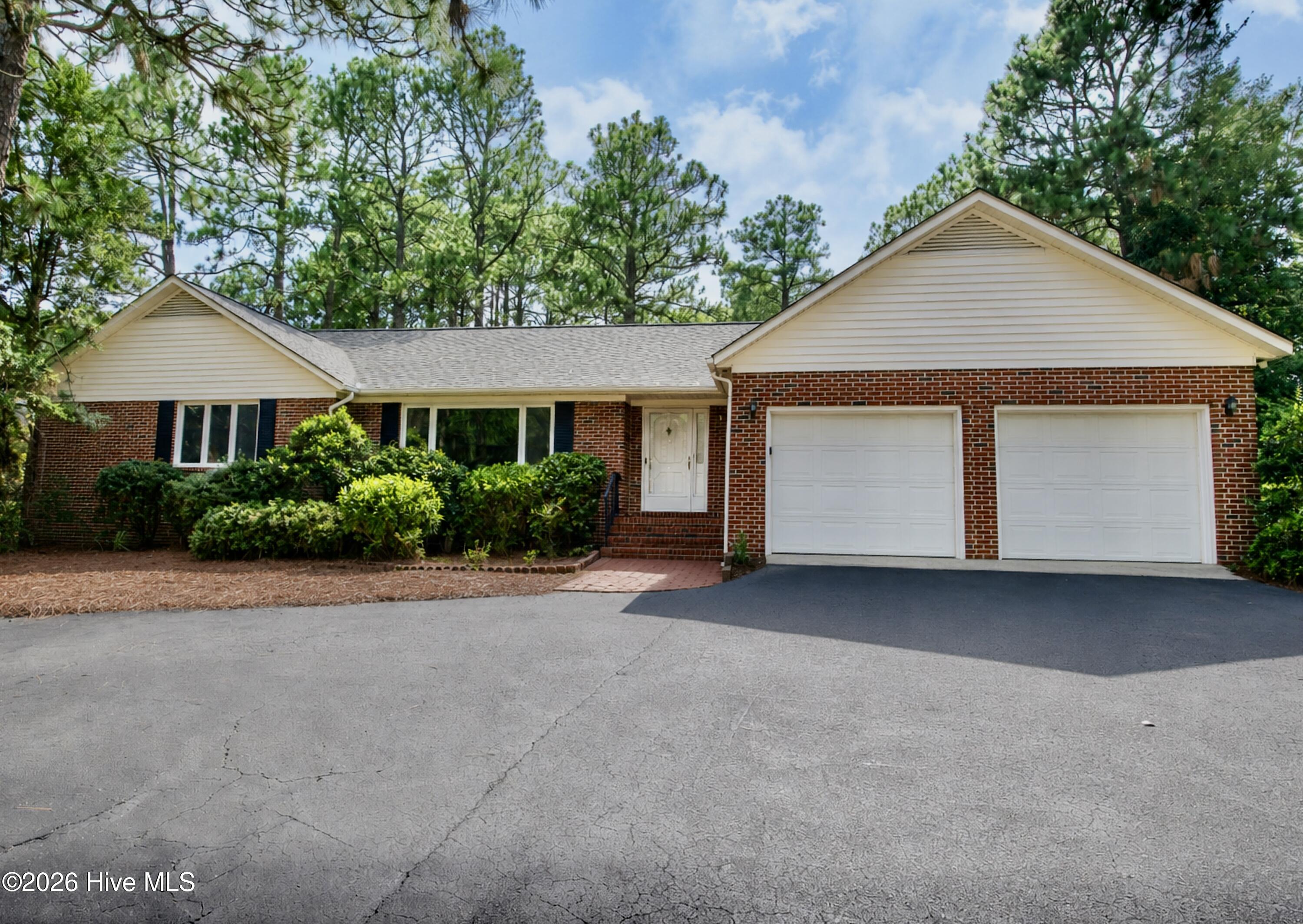 48 Martin Drive — photo
