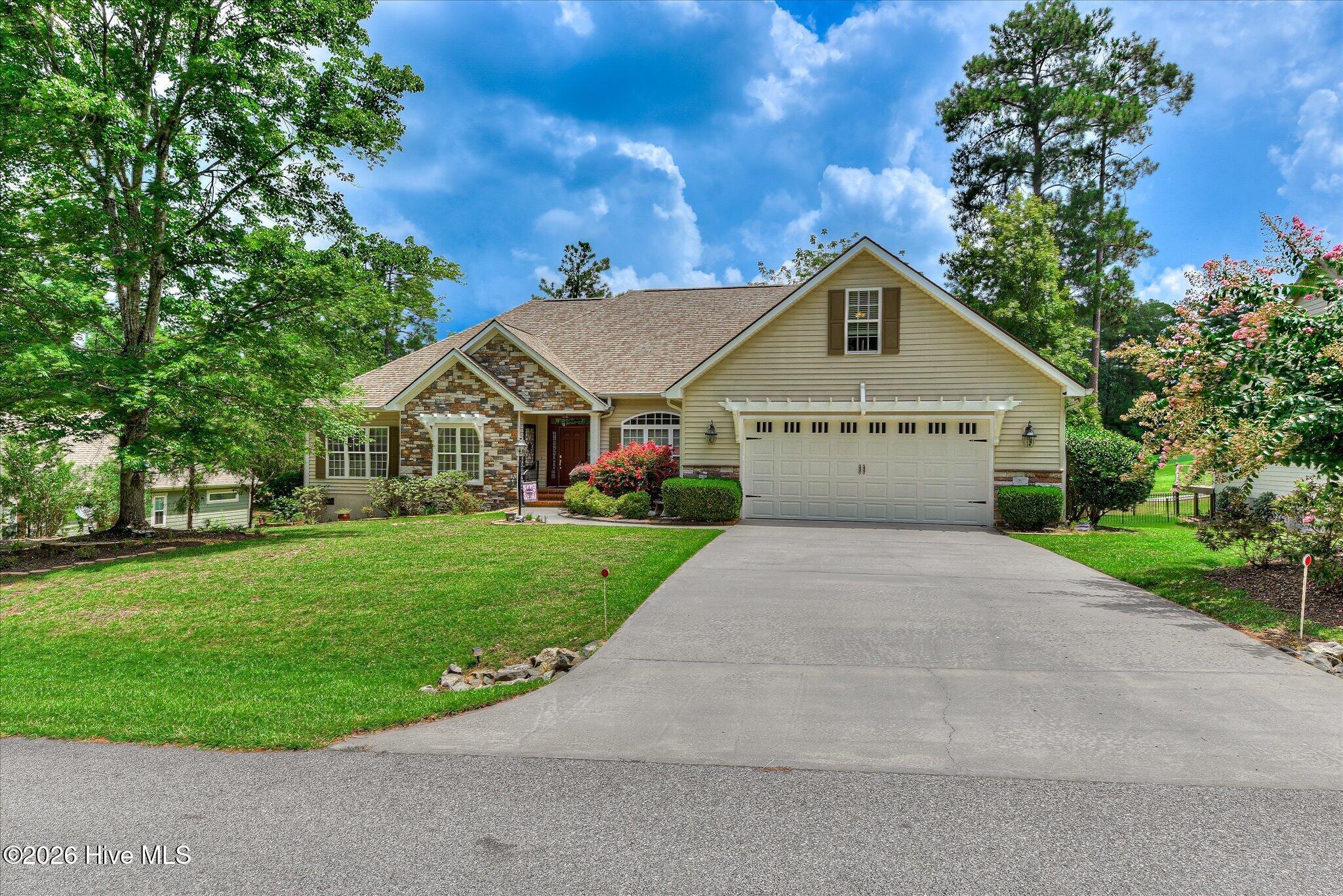 275 Fairway Drive — photo