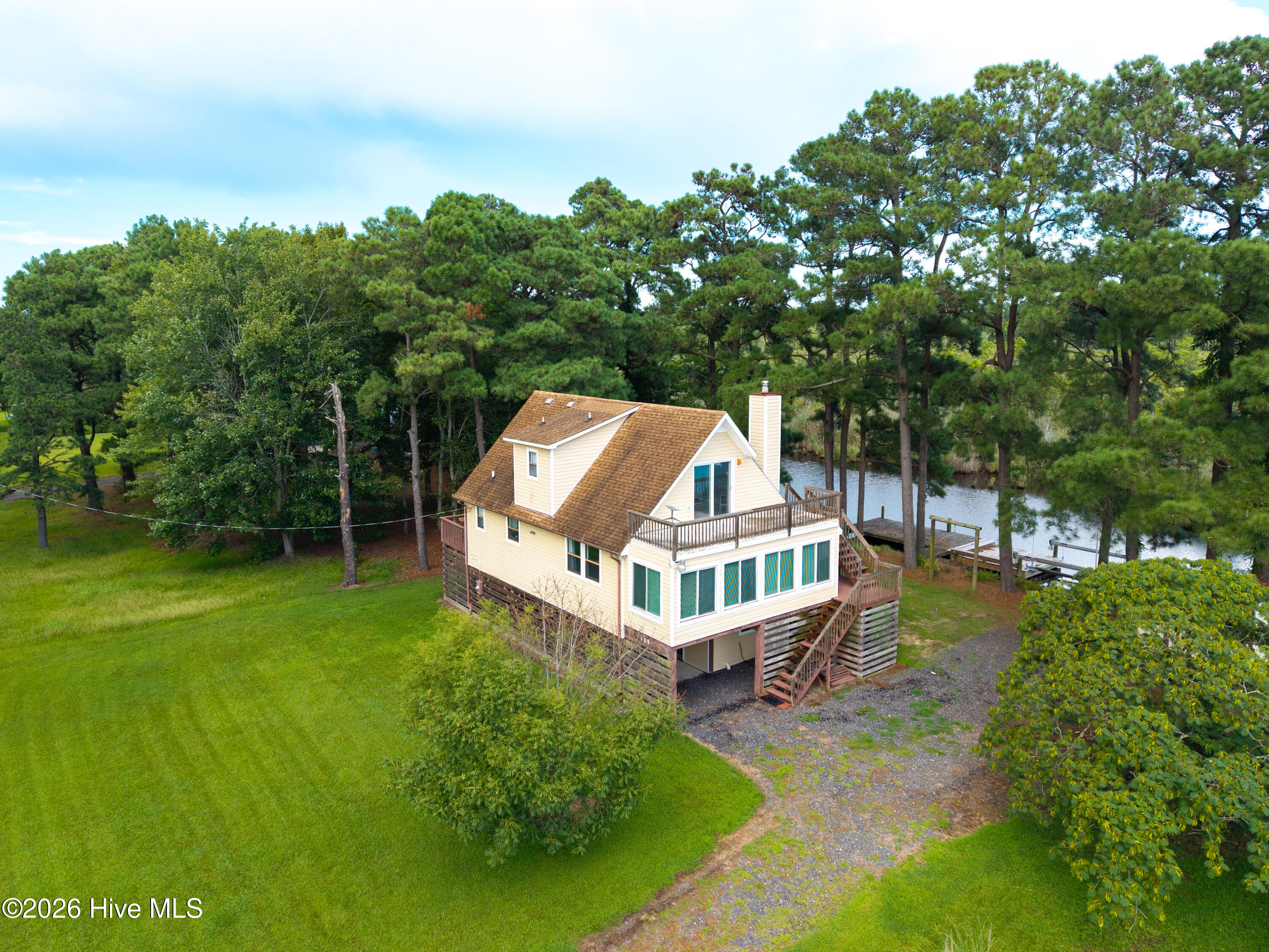 109 Blue Heron Road — photo