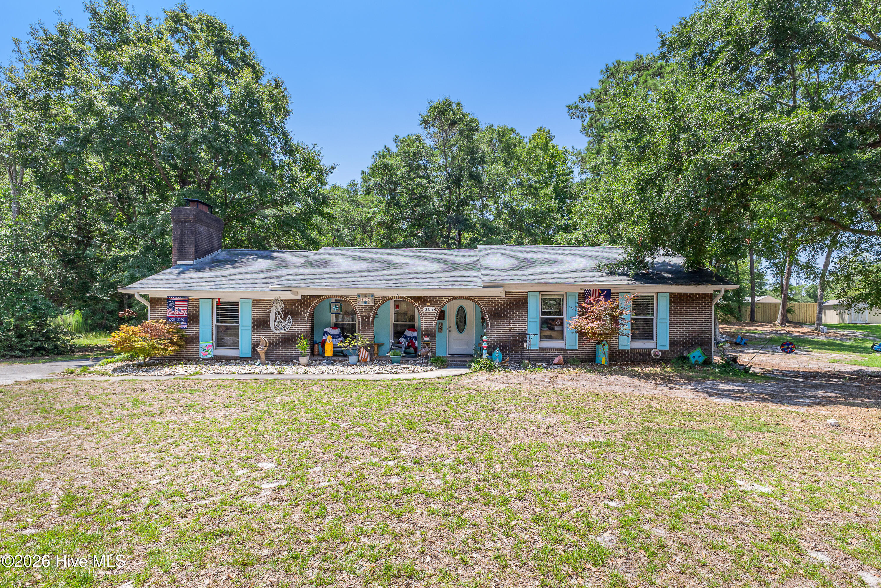 307 Yaupon Drive — photo