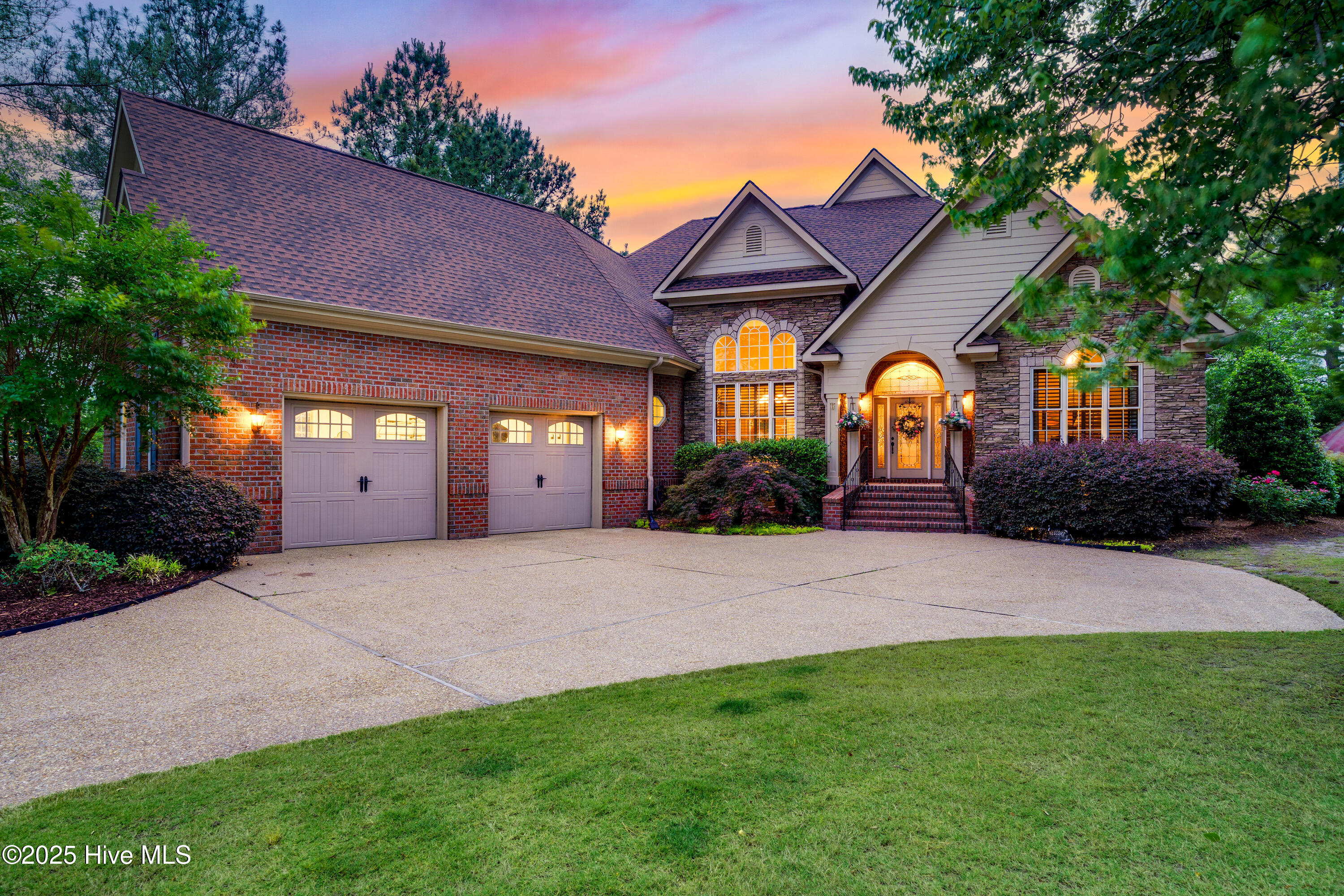 115 Legacy Lakes Drive — photo