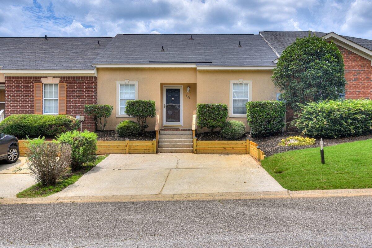 524 Brians Way — photo