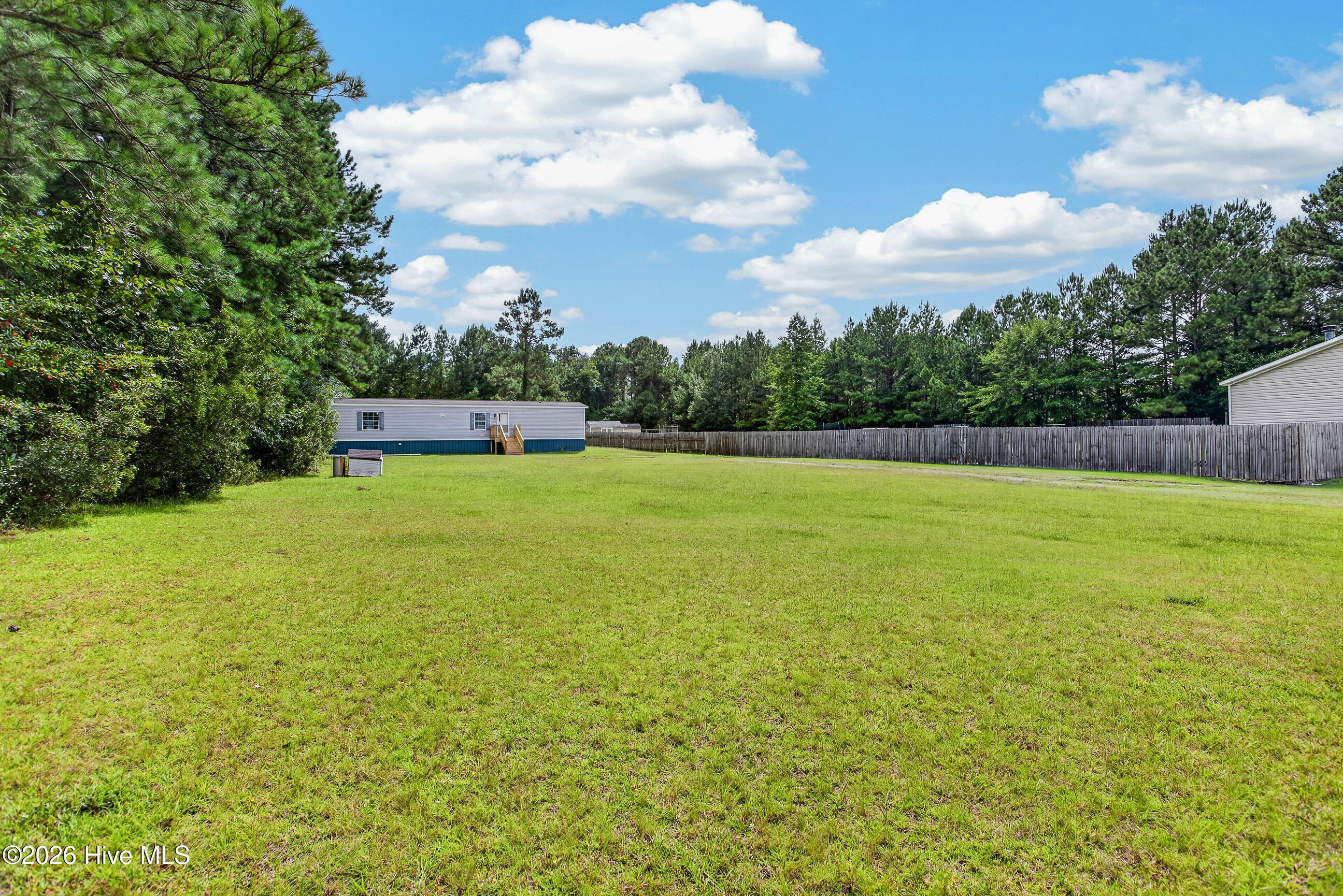 125 Woodleaf Lane — photo