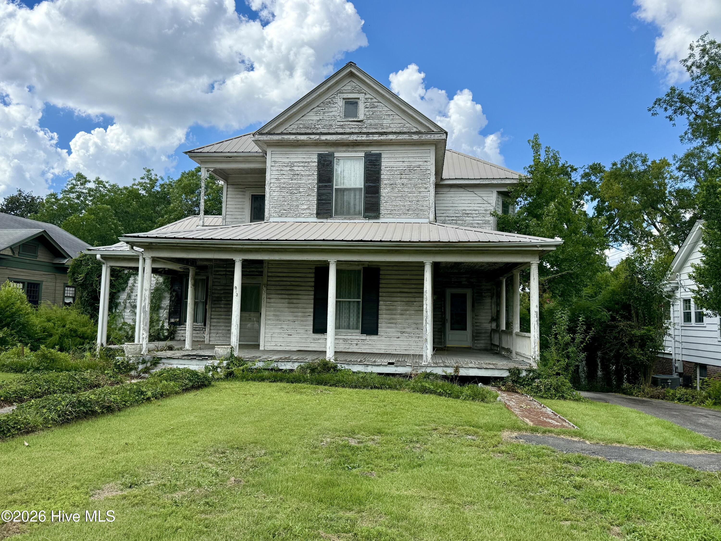 913 Fayetteville Road — photo