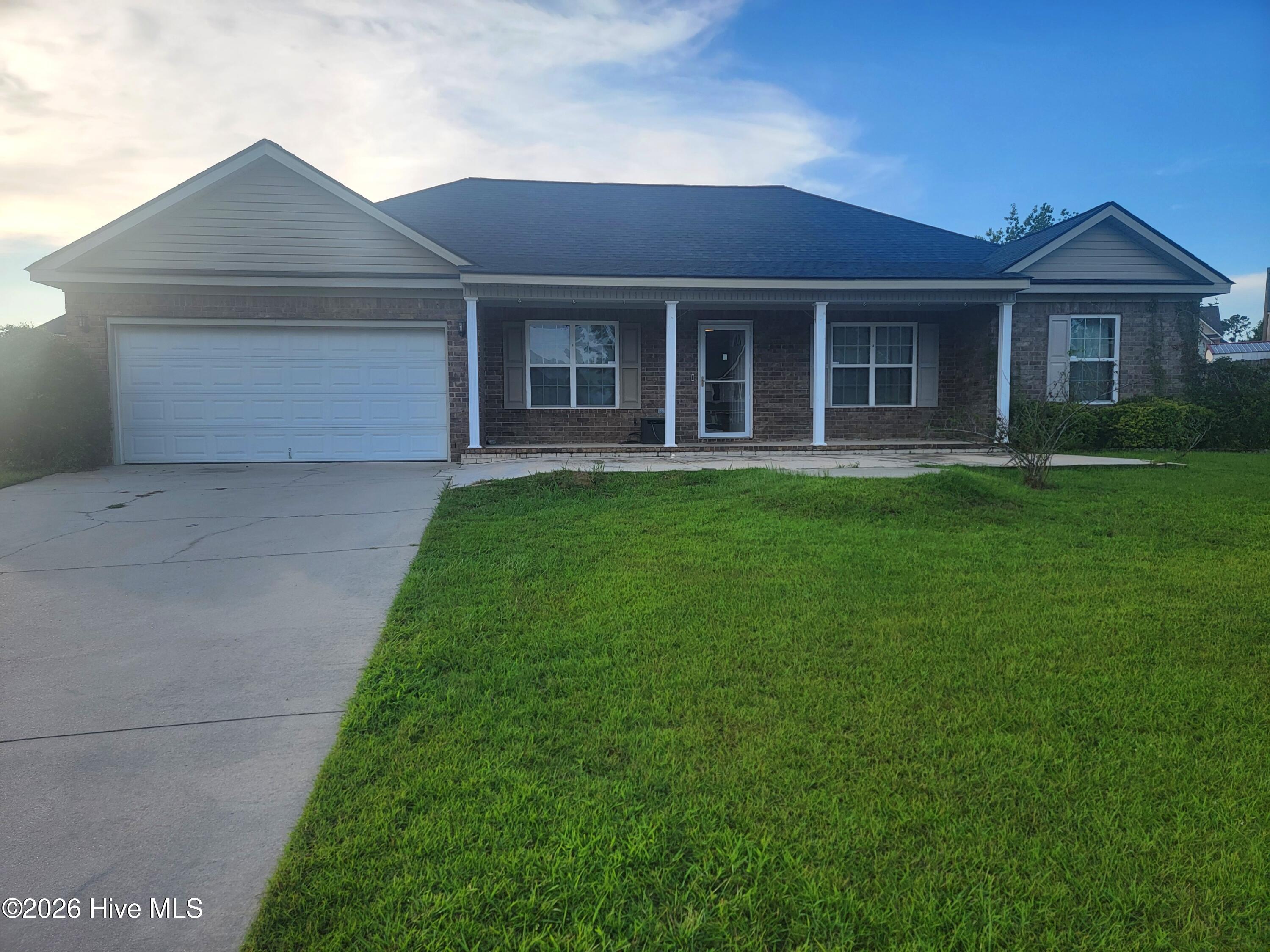 810 Reynolds Court — photo