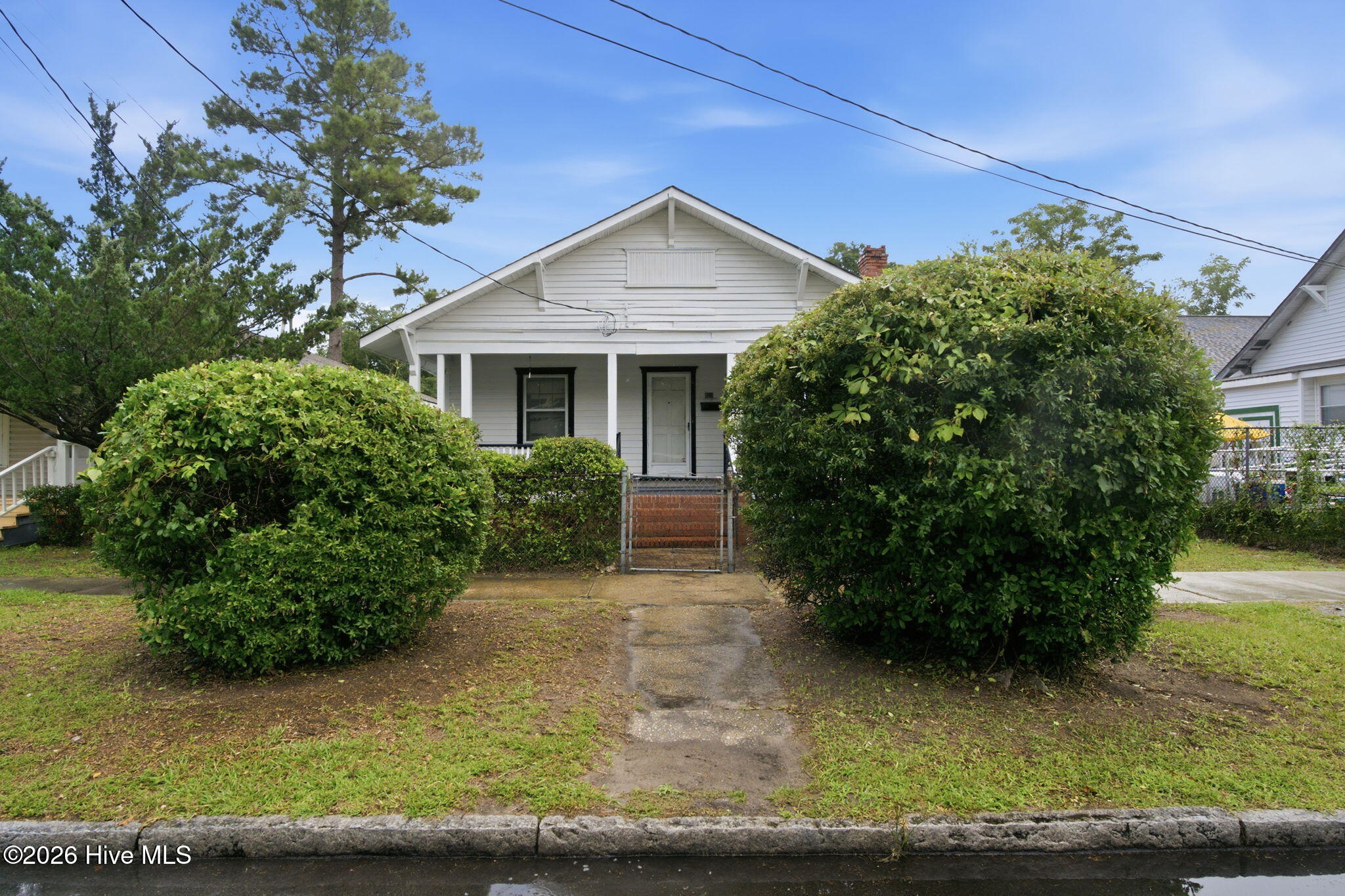 606 Meares Street — photo