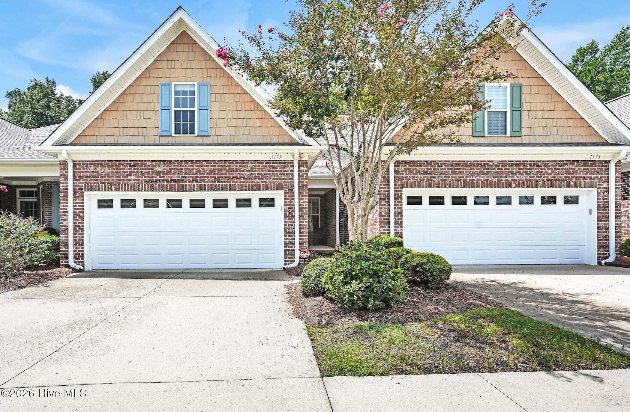 1175 Greensview Circle — photo