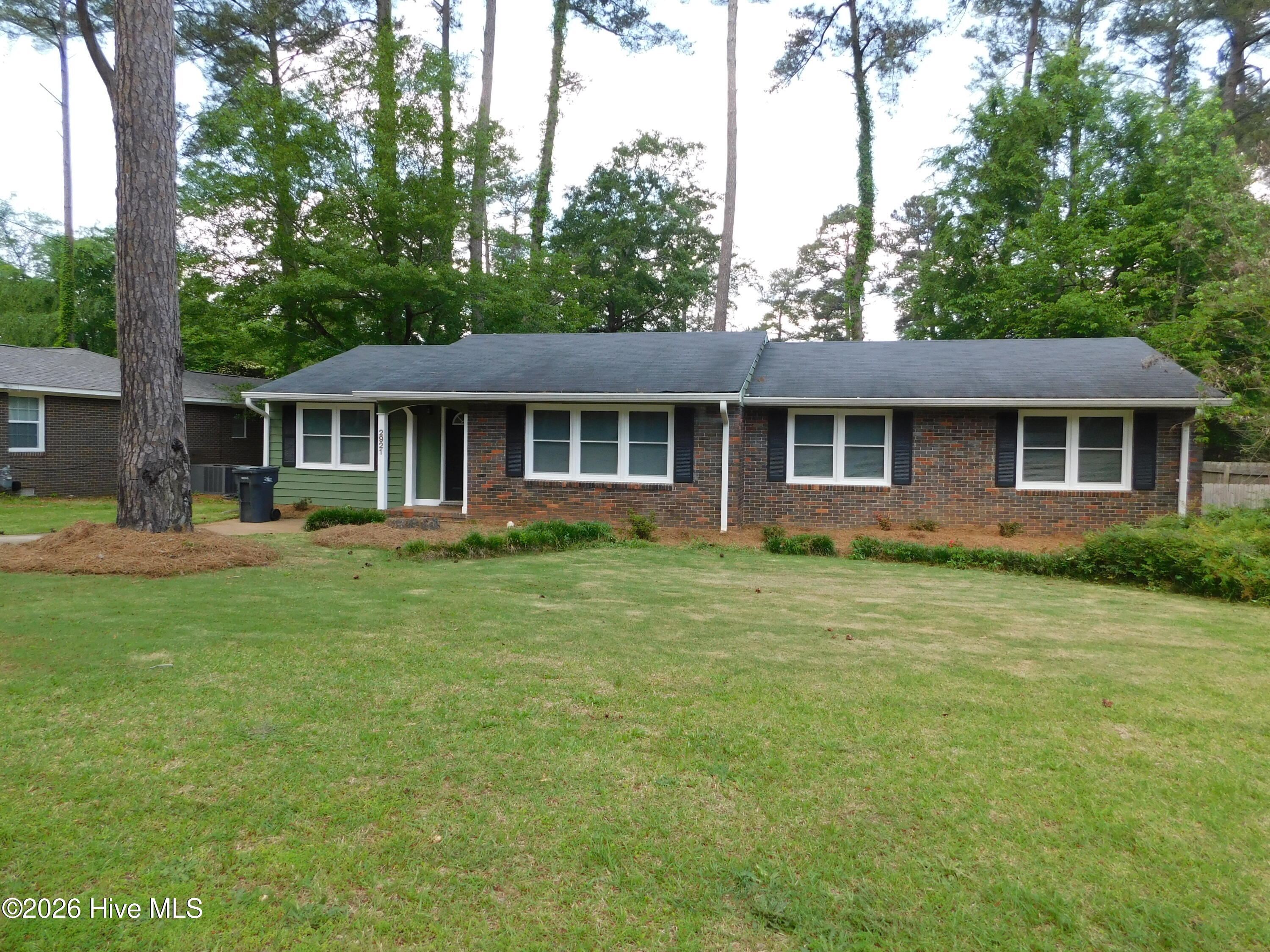 2921 Stratford Drive — photo