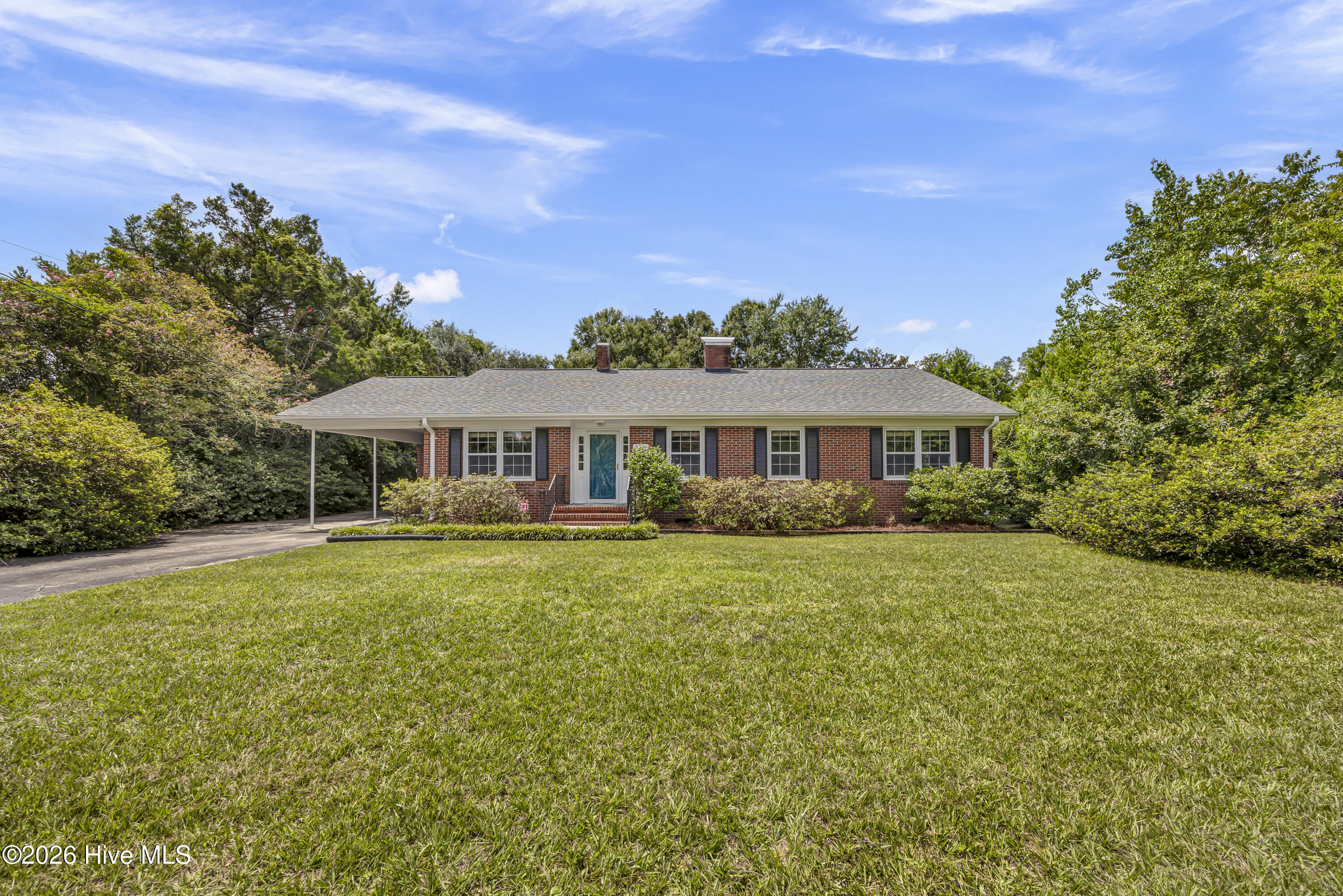 3906 Evergreen Drive — photo