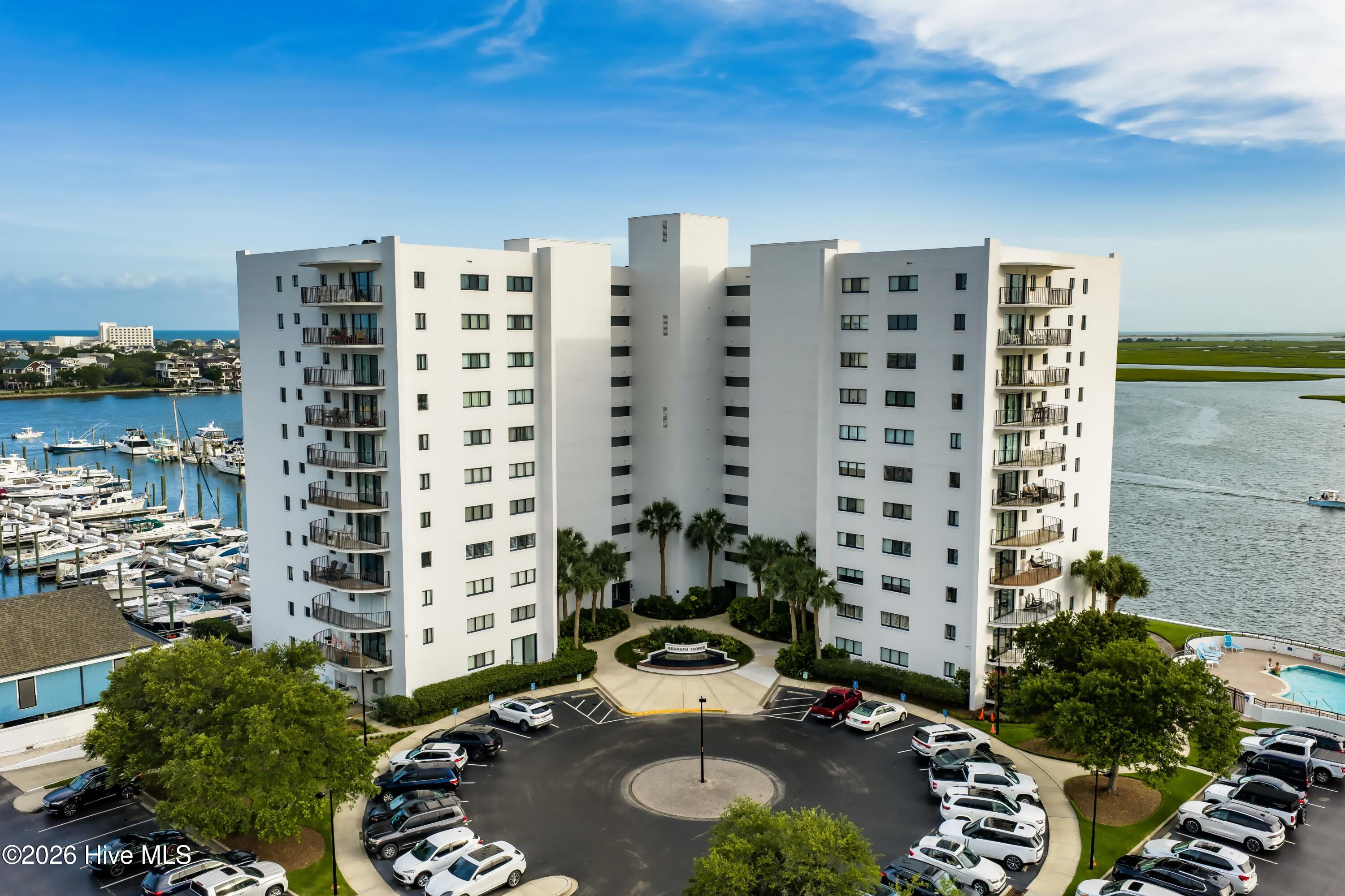 322 Causeway Drive Ste 505 — photo
