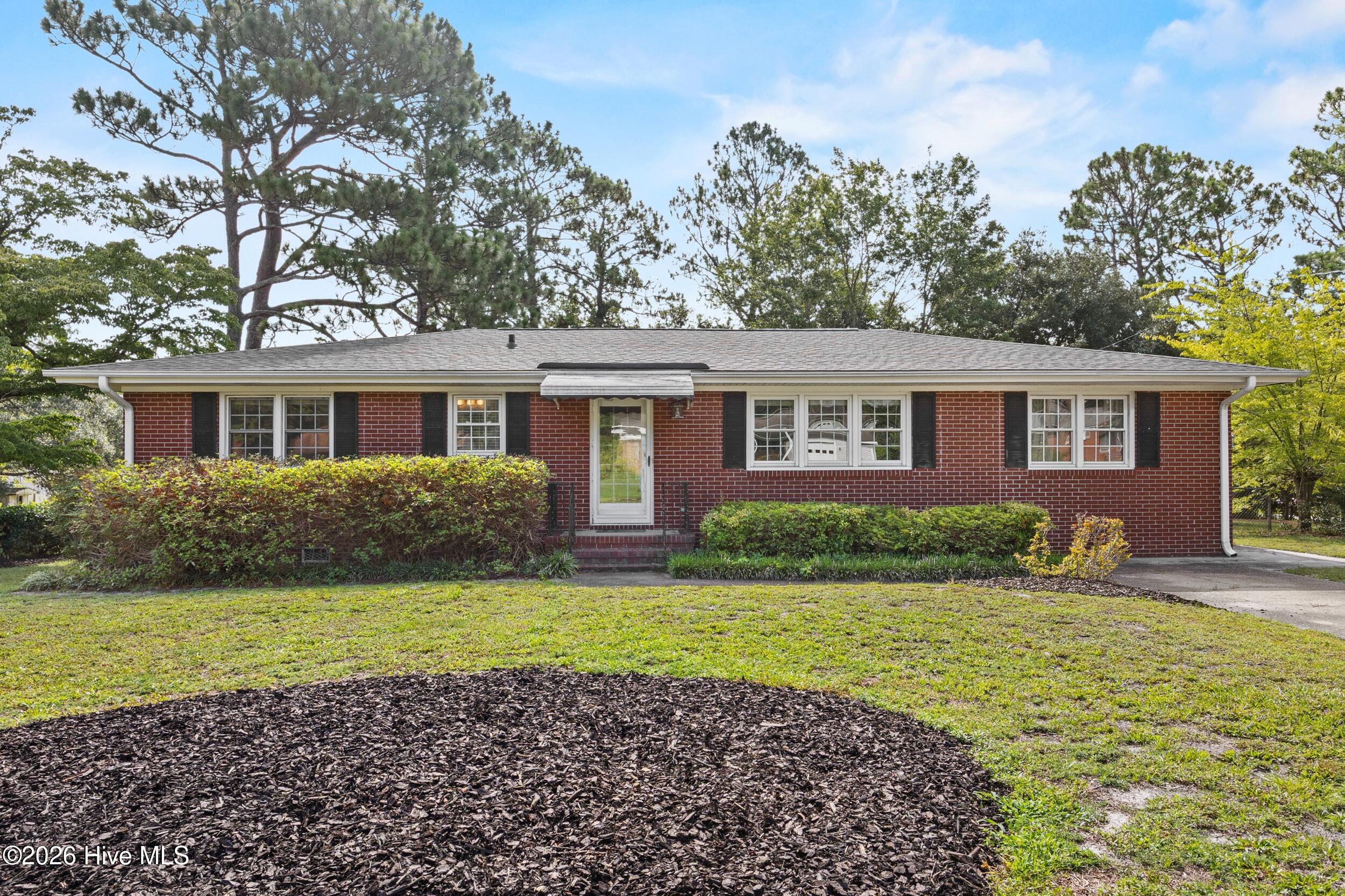 306 Shamrock Drive — photo