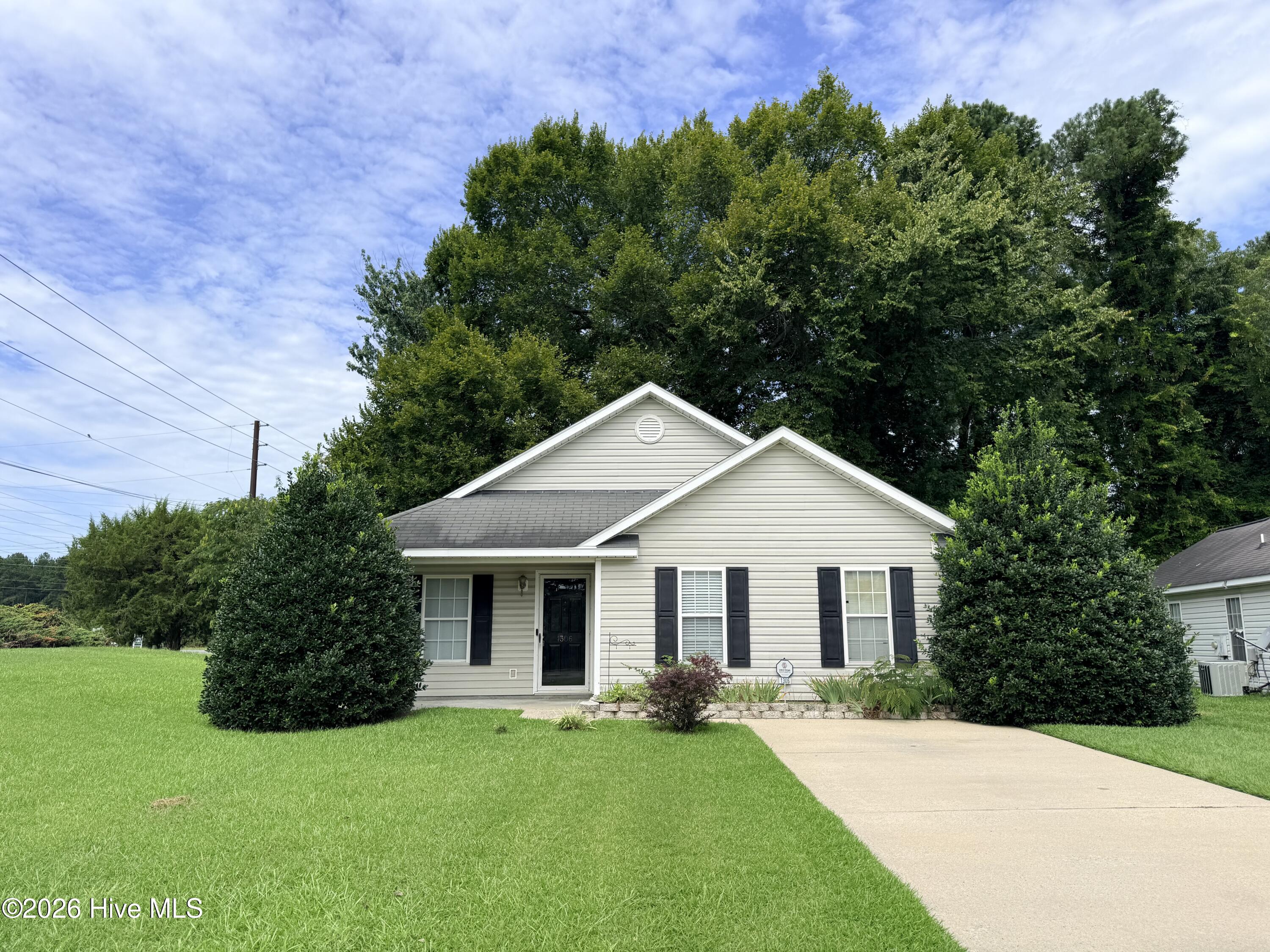 1306 Wyngate Drive — photo