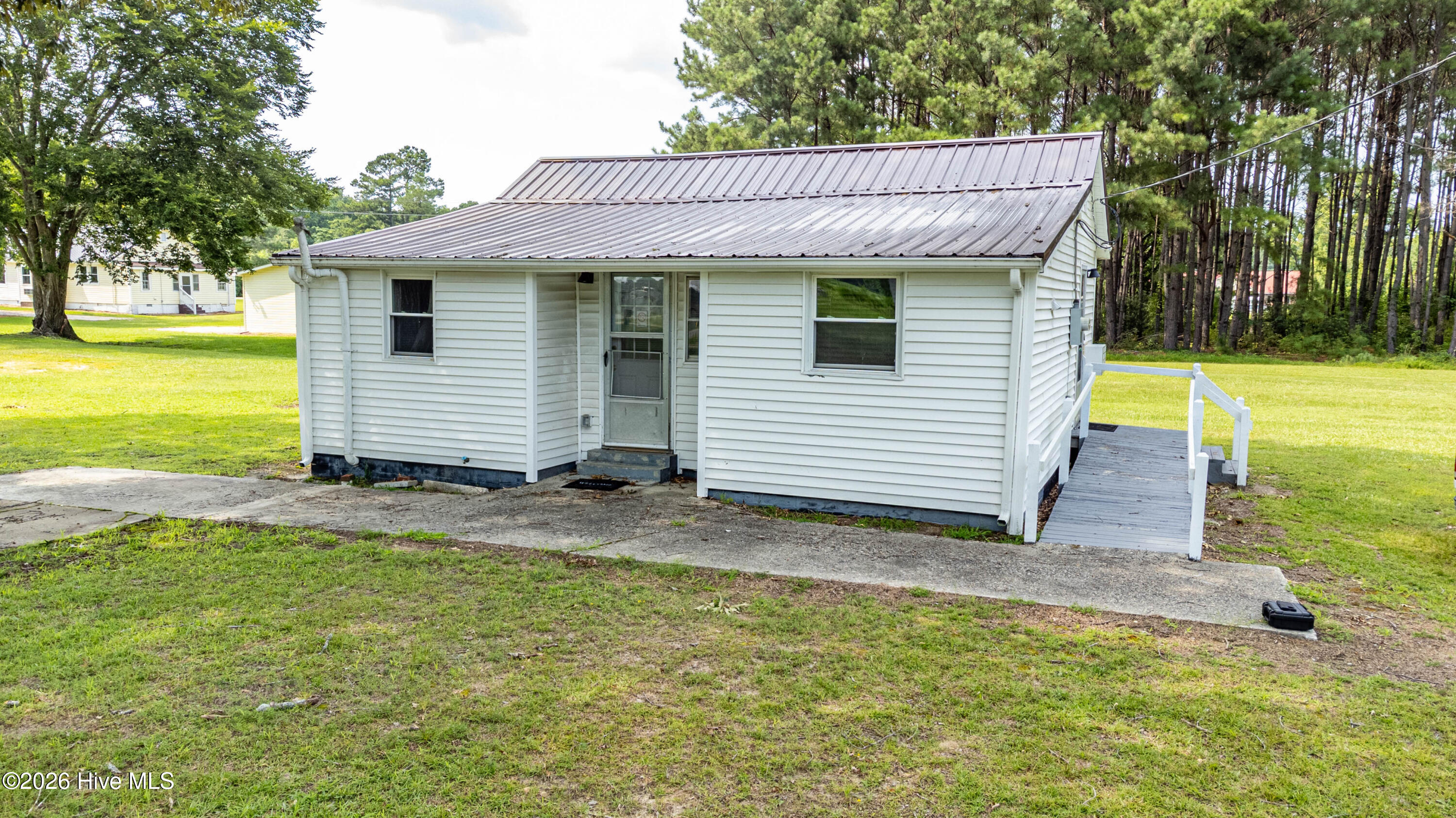 109 Revelle Park Lane — photo