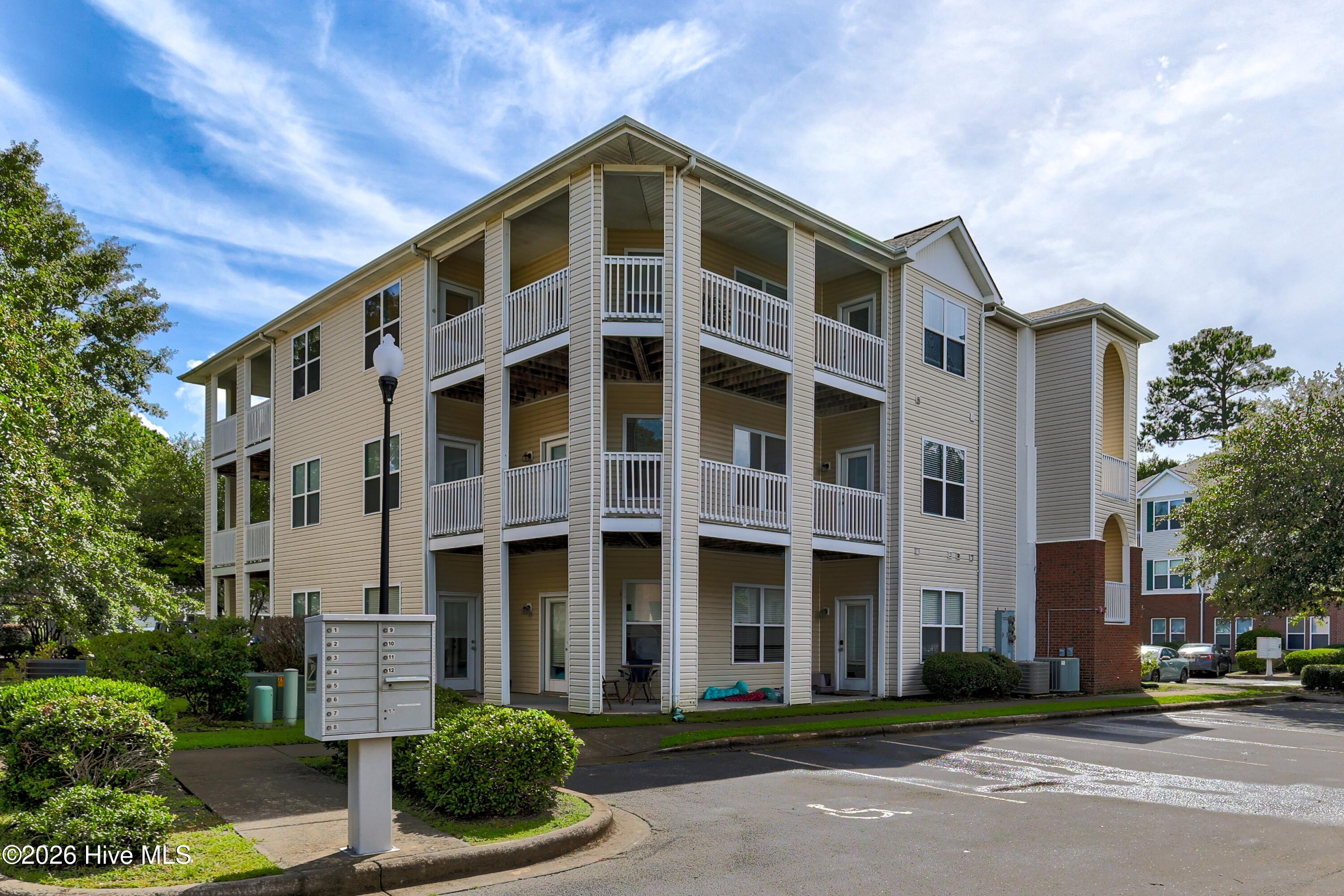 700 Indica Court Apt 201 — photo