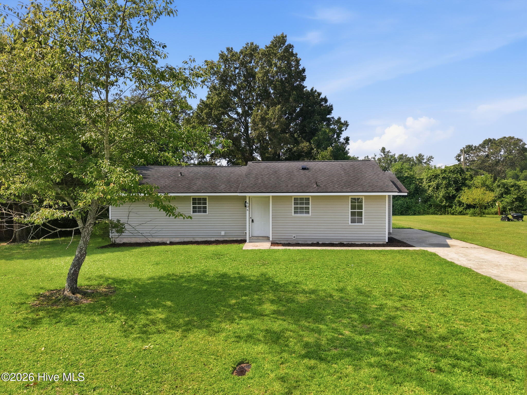 636 Hill Road Circle — photo