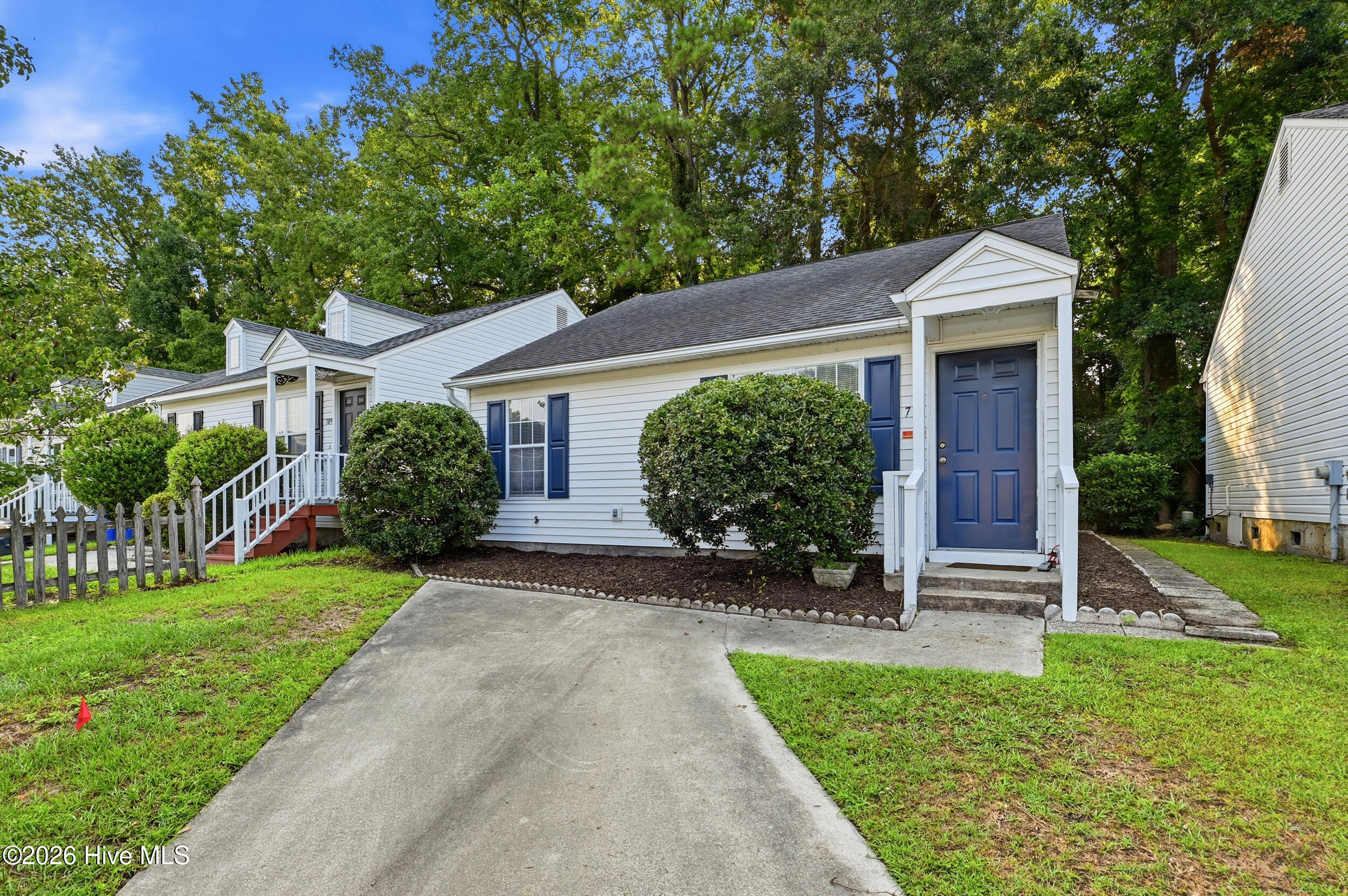 711 Varsity Drive — photo