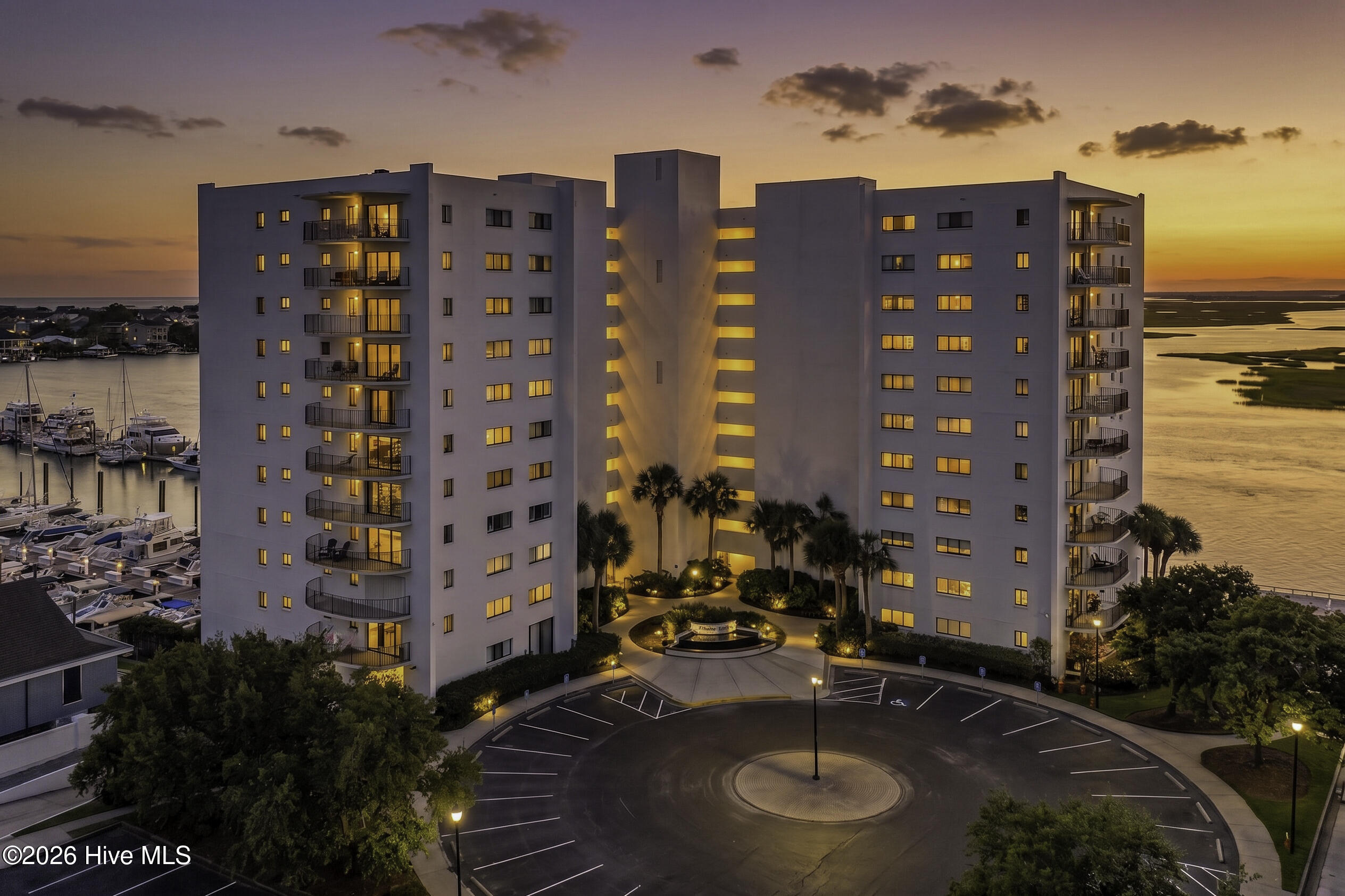 322 Causeway Drive Ste 601 — photo