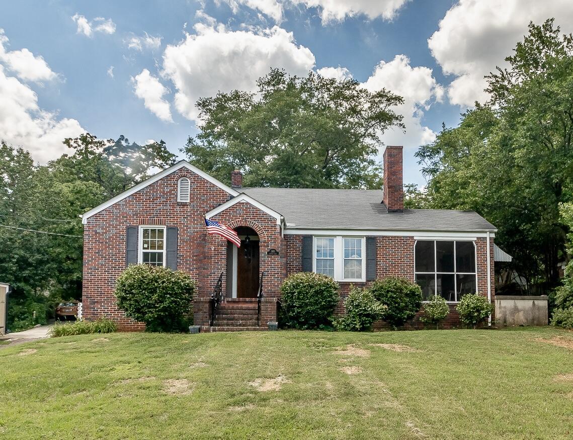 703 Hickman Road — photo