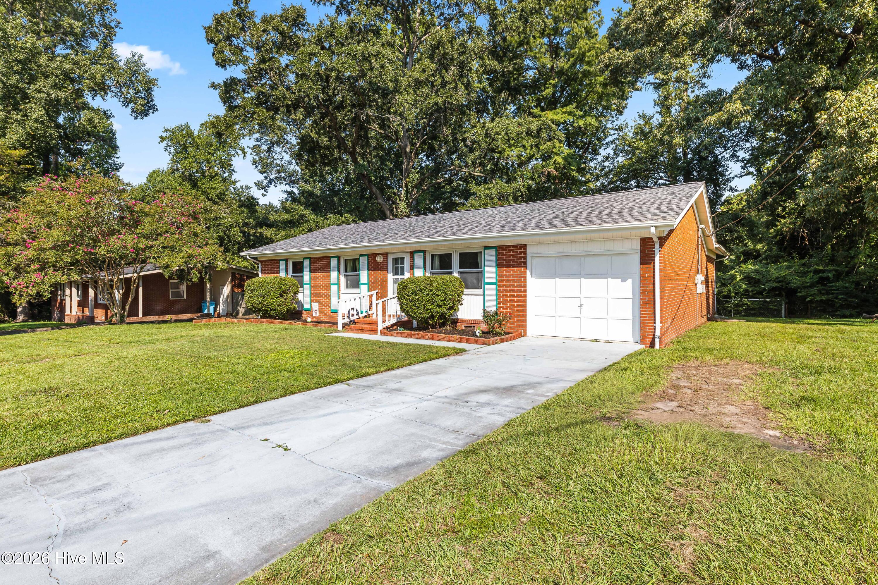139 Greencrest Circle — photo