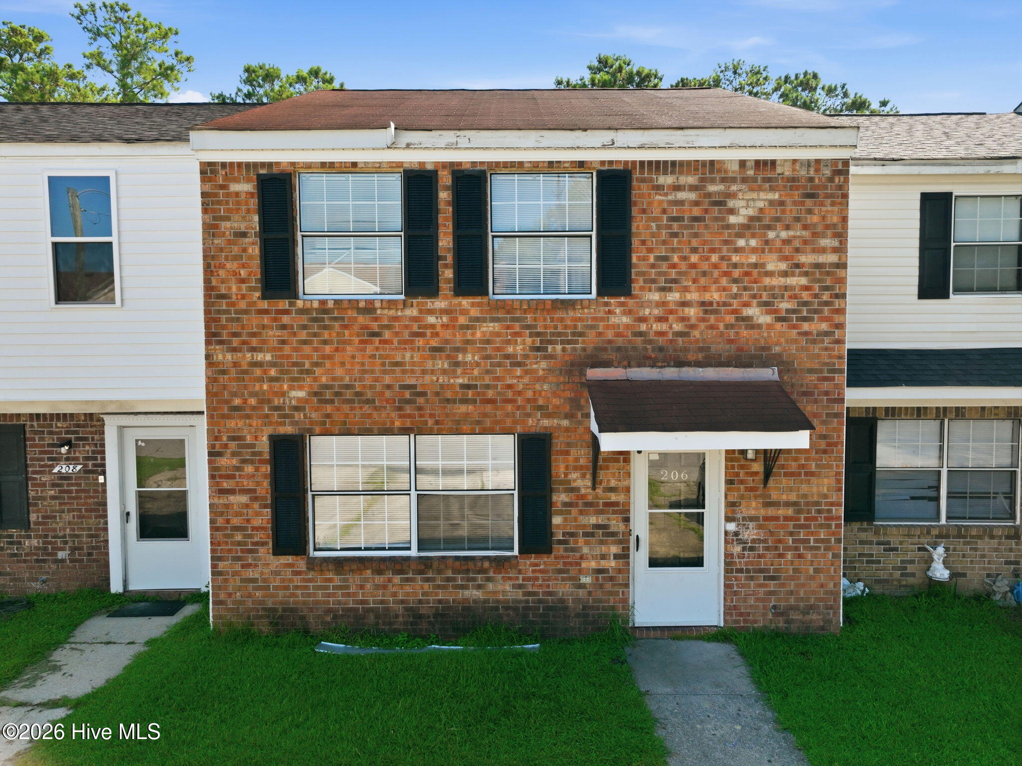 206 Myrtlewood Circle — photo