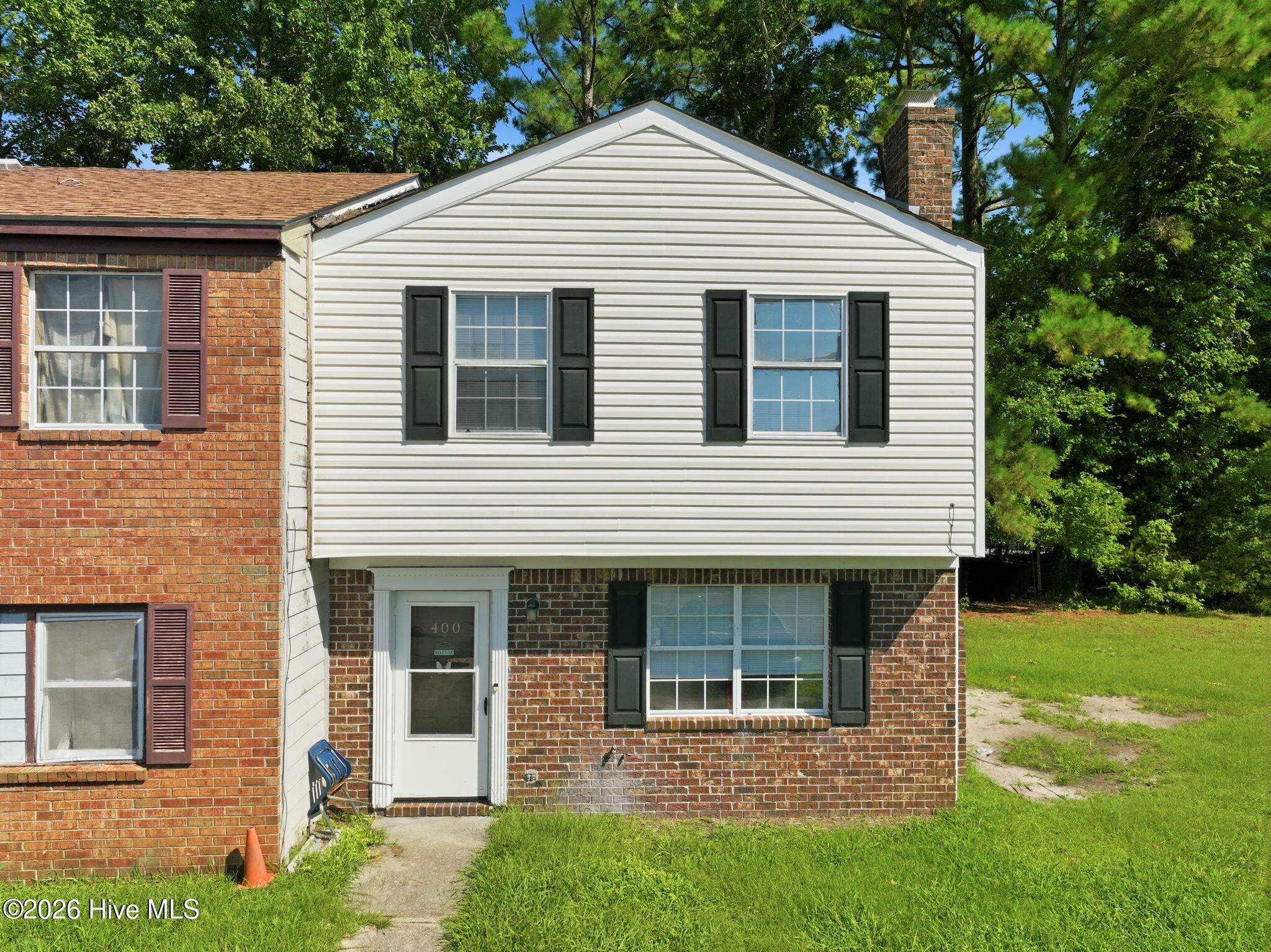 400 Myrtlewood Circle — photo