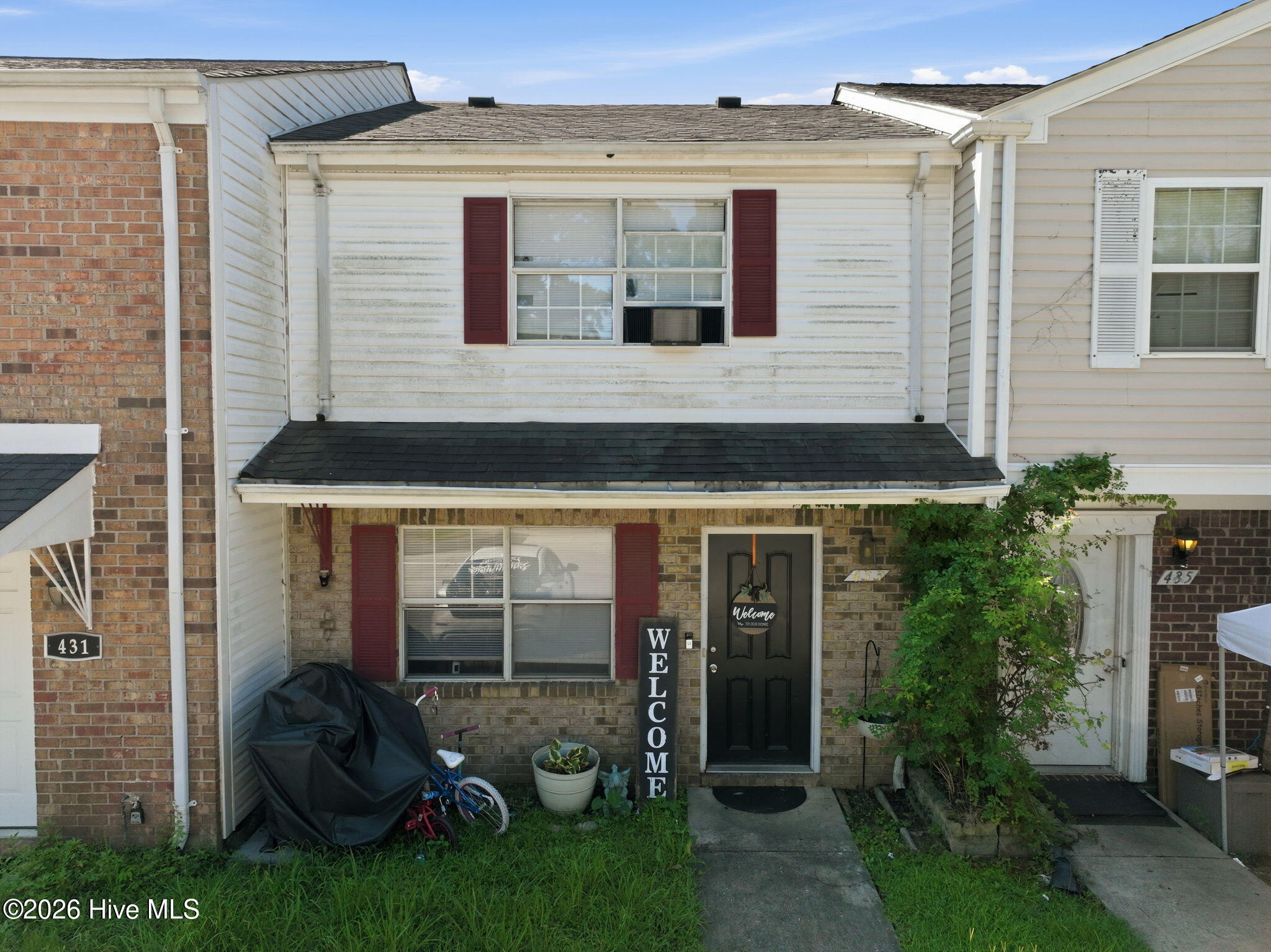433 Myrtlewood Circle — photo