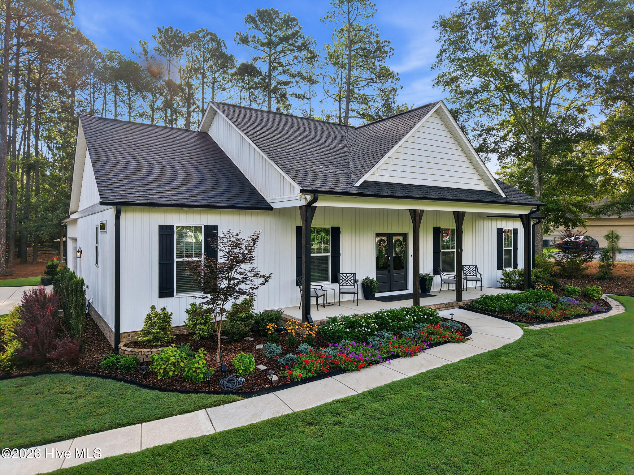105 Stallion Drive — photo