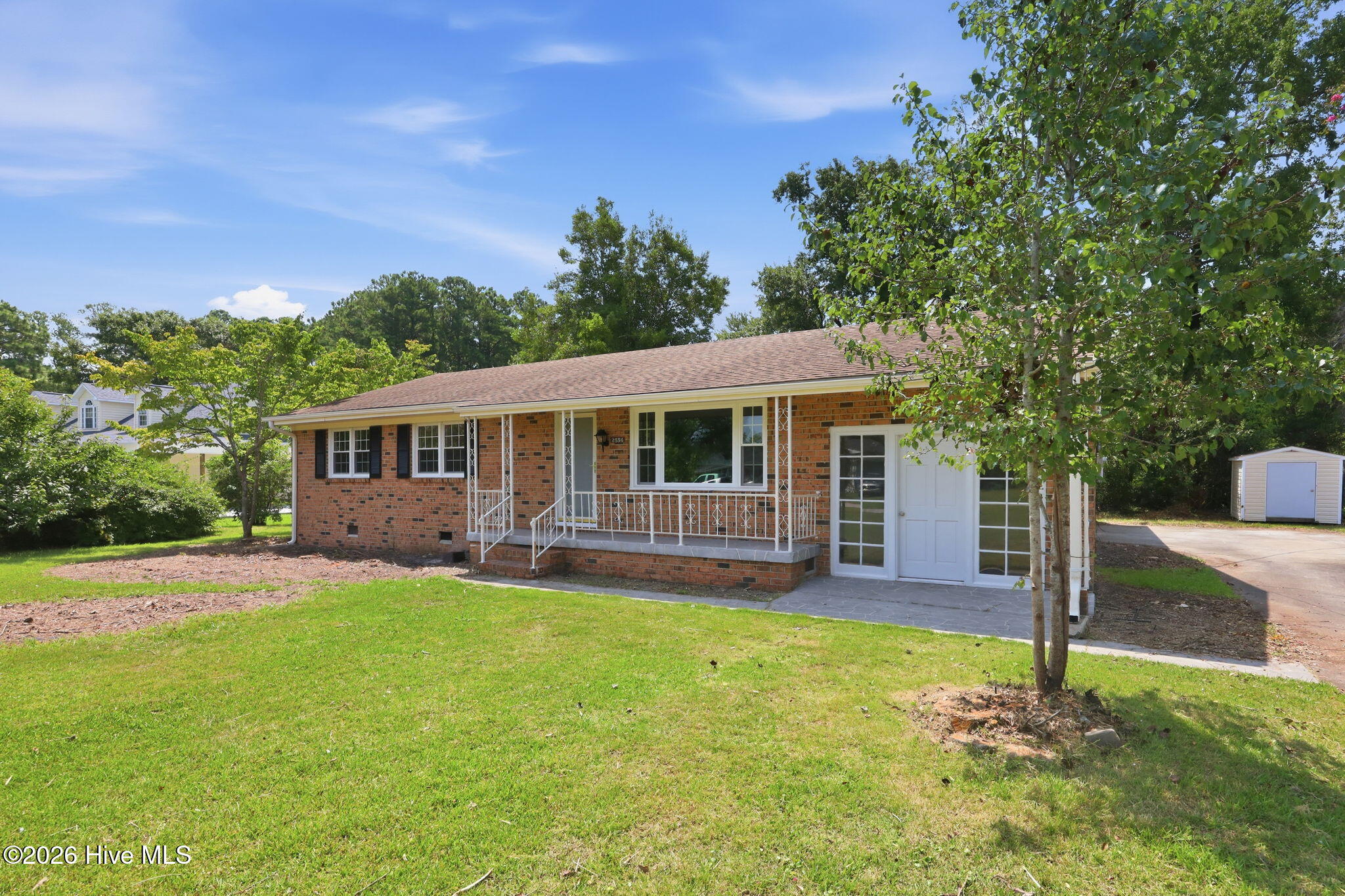 2554 E Forest Drive — photo