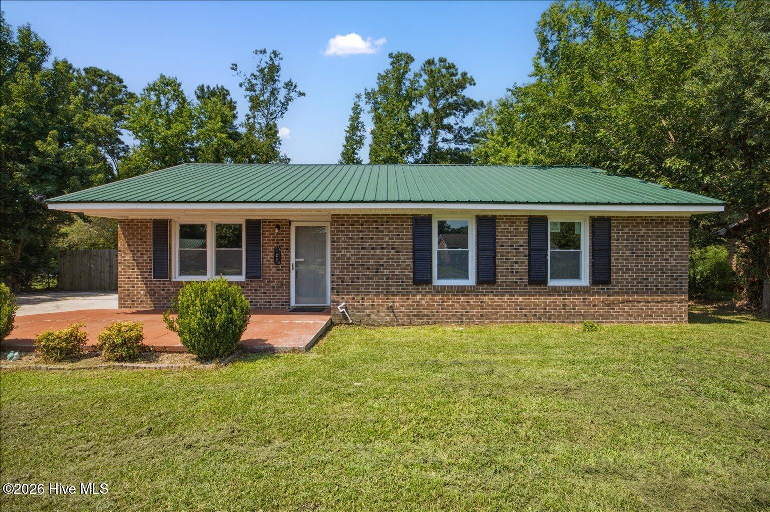 122 Candlewood Drive — photo