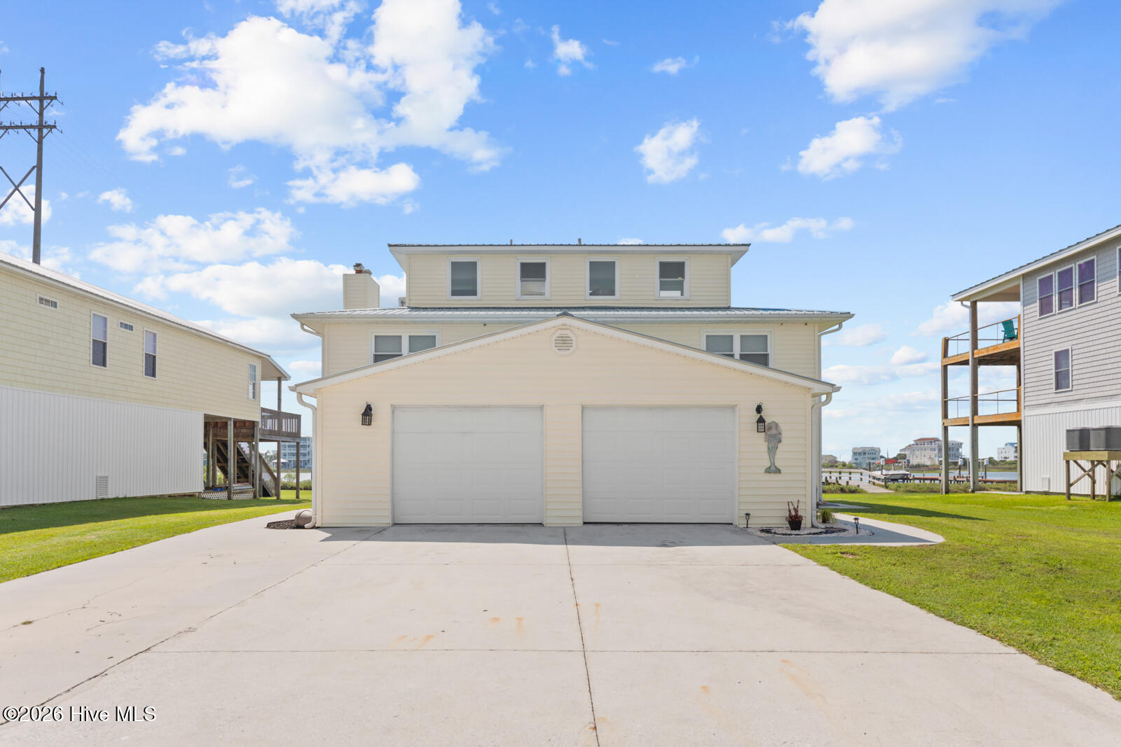 231 Grandview Drive — photo
