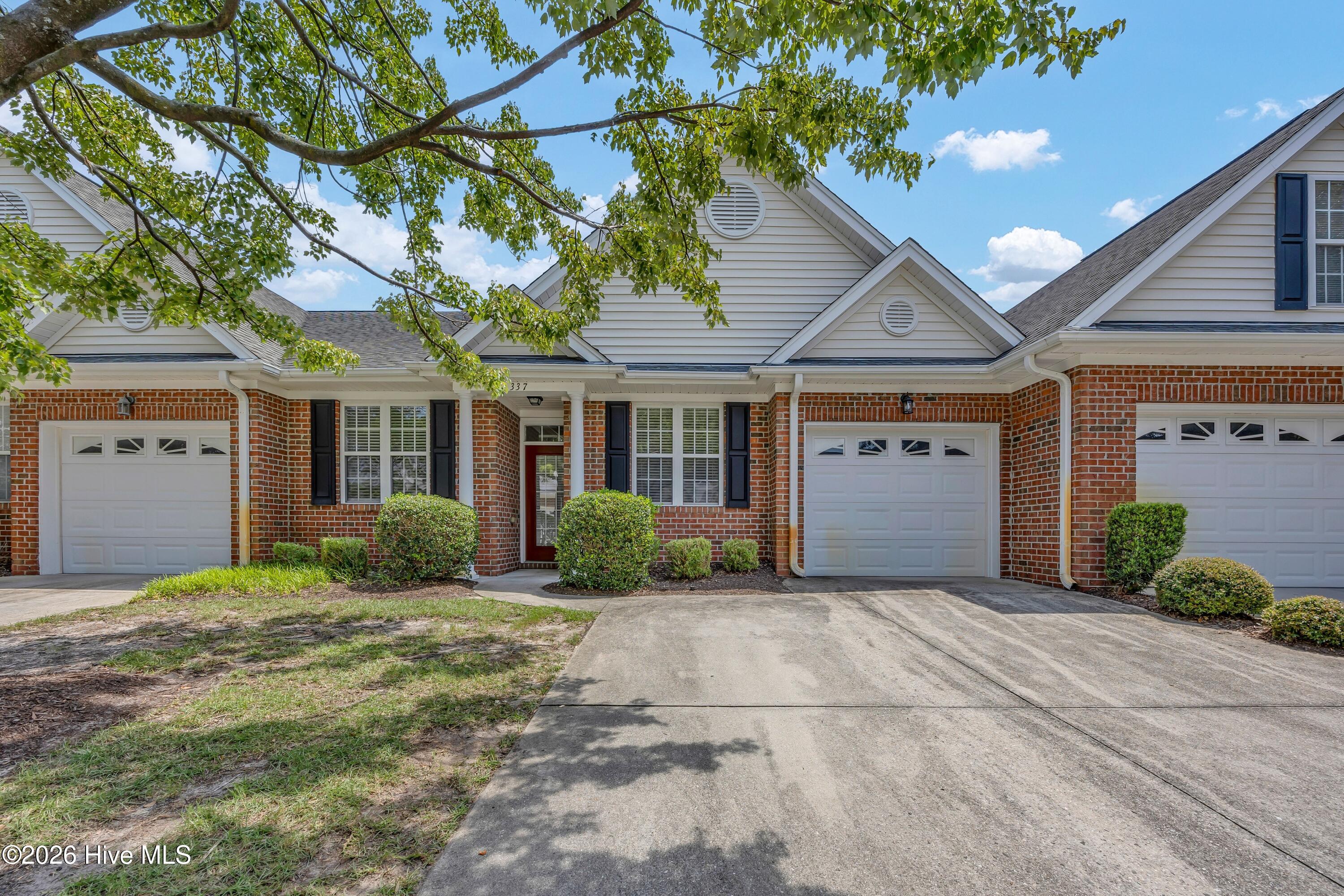 337 Monlandil Drive — photo