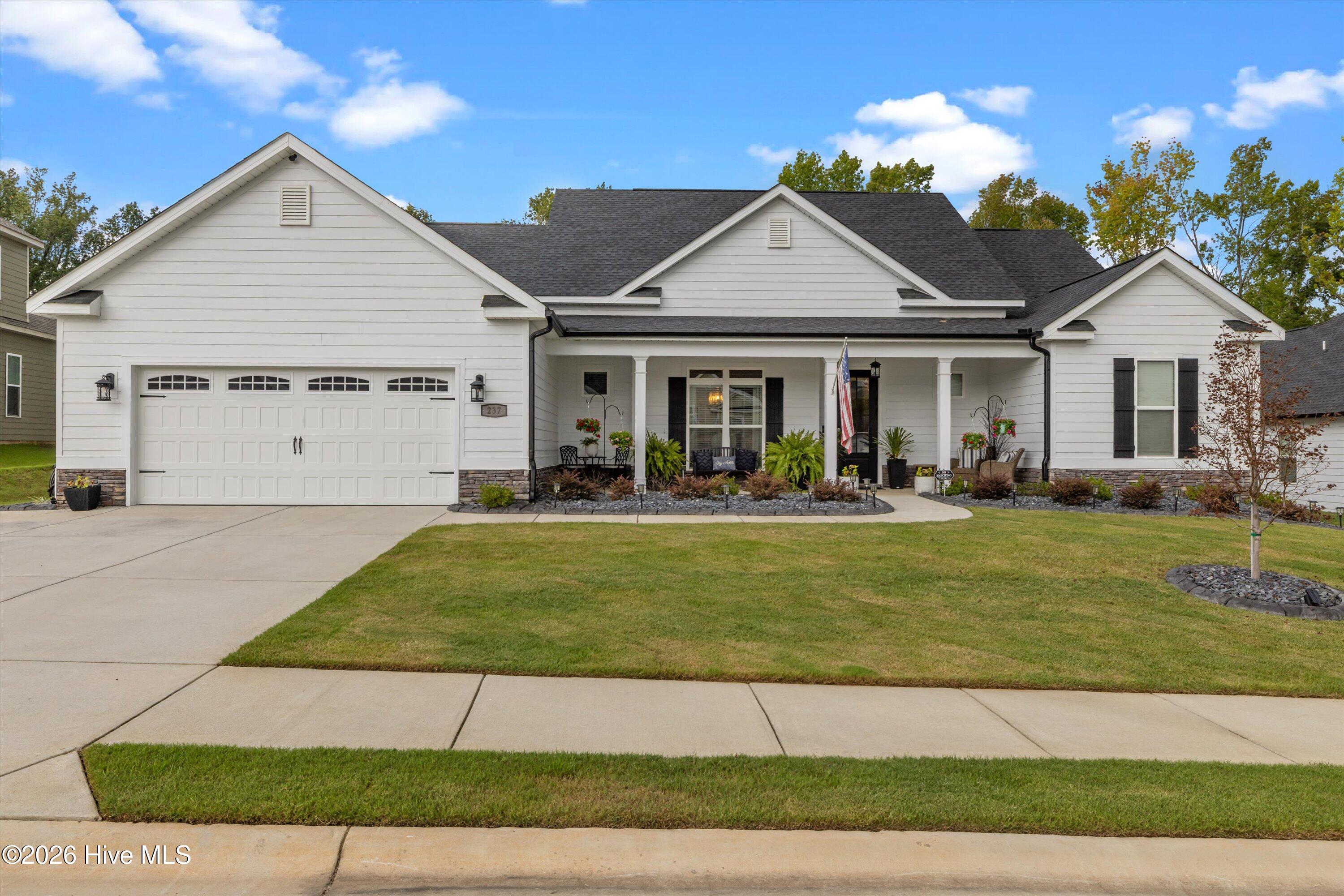 237 Dublin Loop — photo