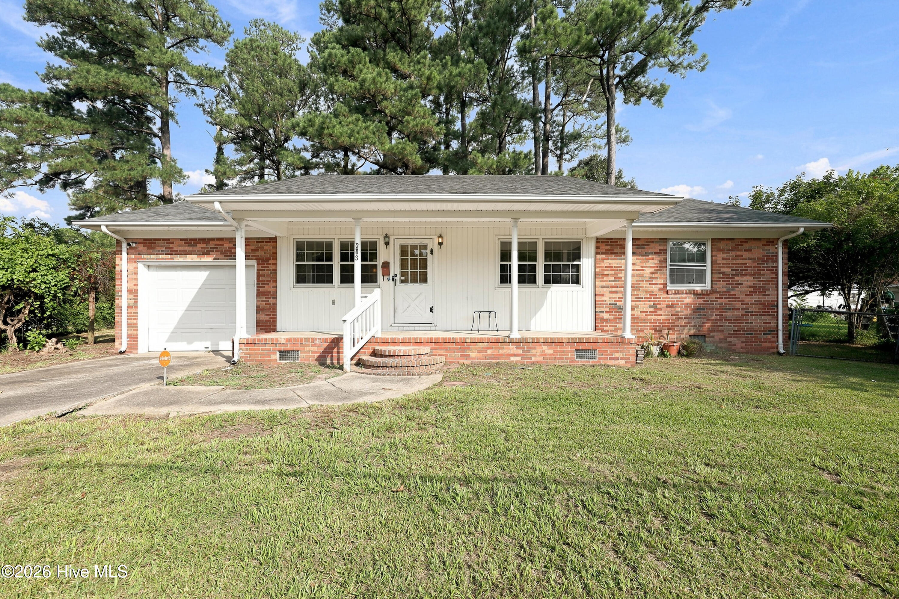 203 Long Acres Drive — photo