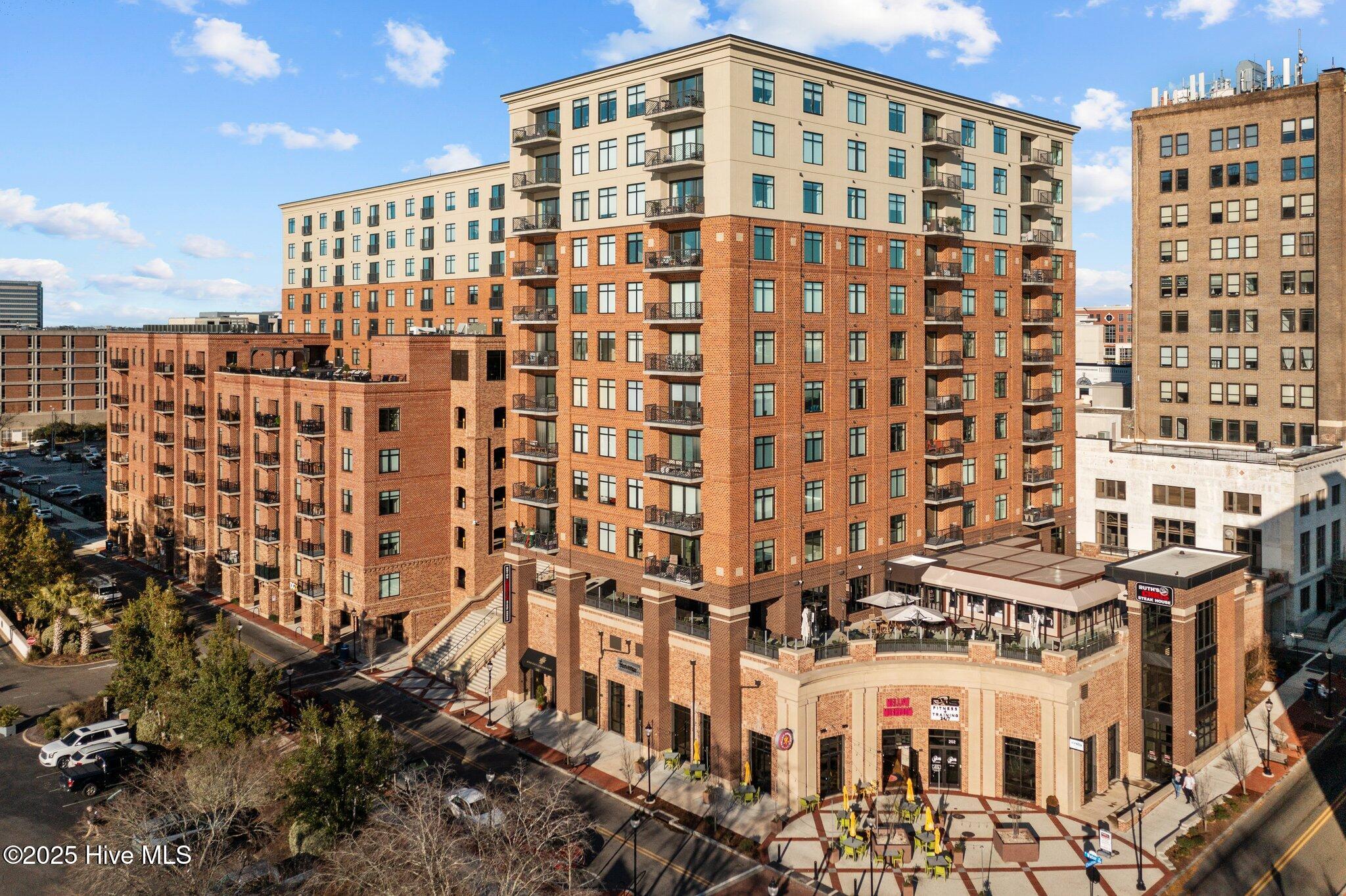 240 N Water Street Apt 556 — photo
