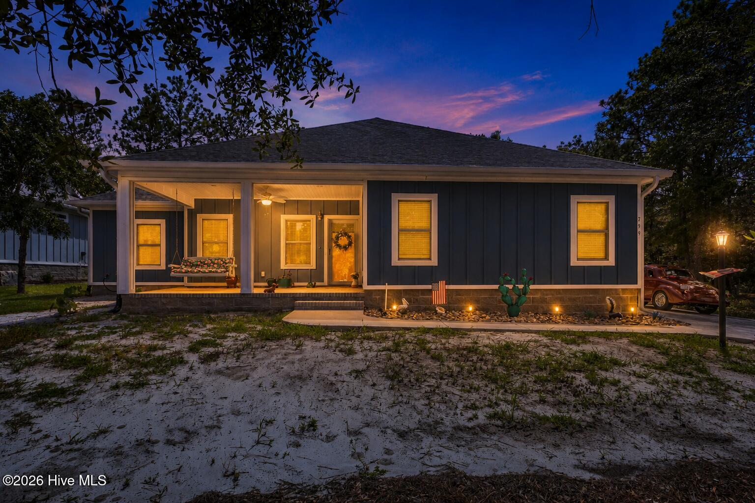 799 Folly Drive SE — photo