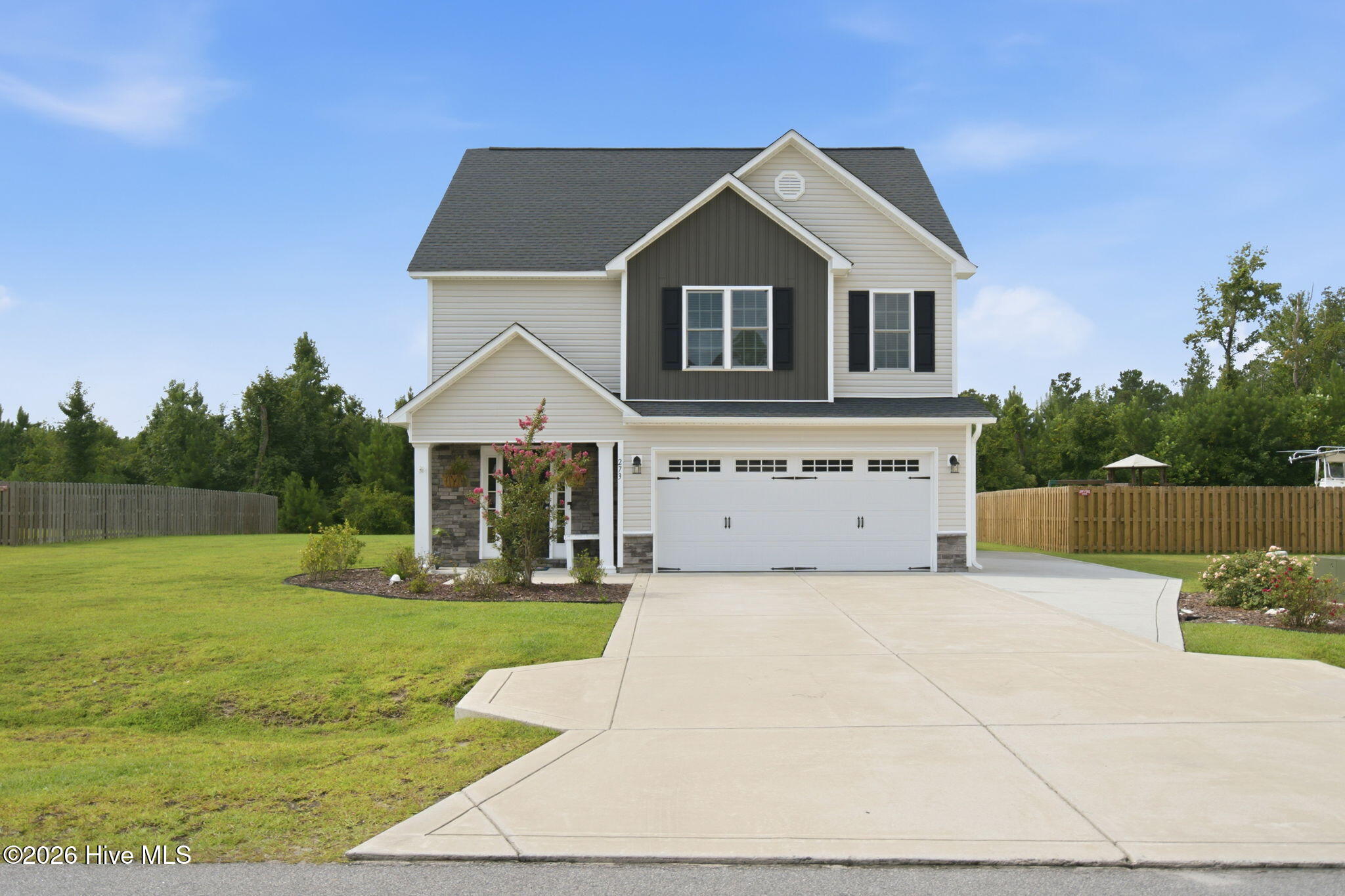 273 W Broughton Lane — photo
