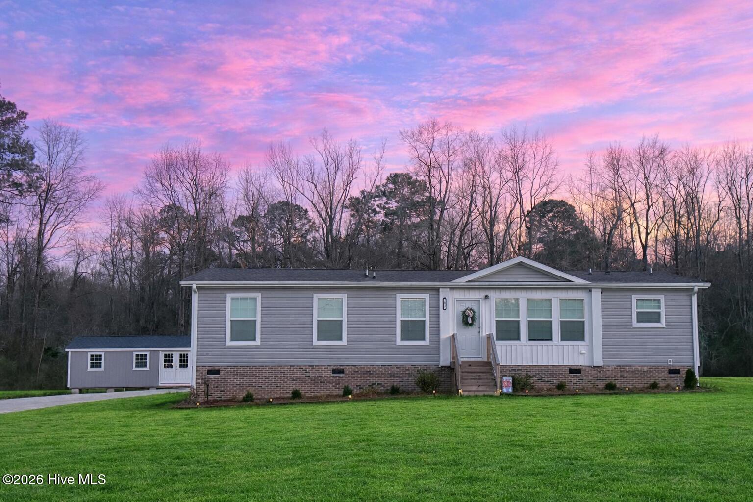 1413 White Oak Road — photo
