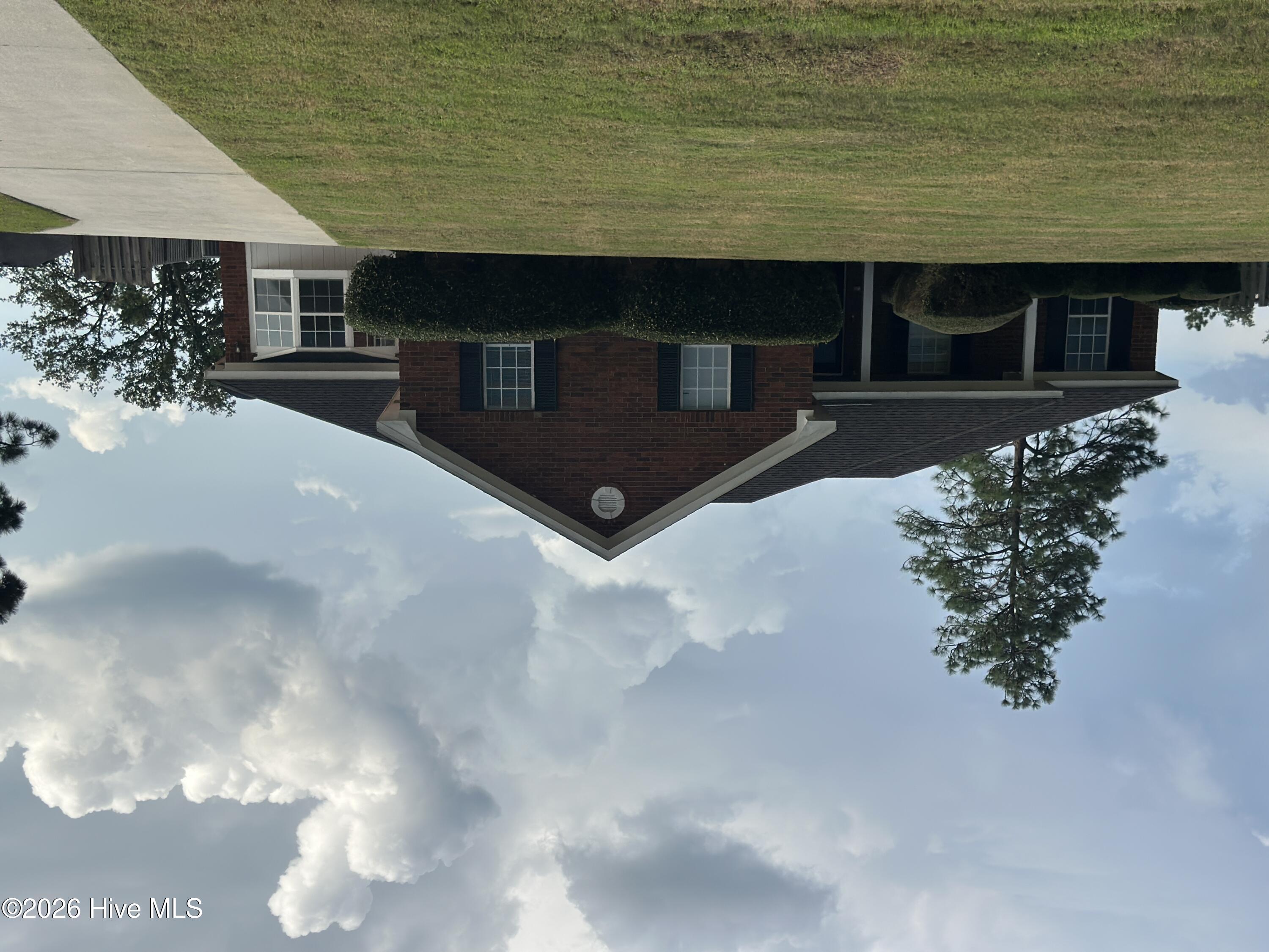 2606 Clarkston Court — photo
