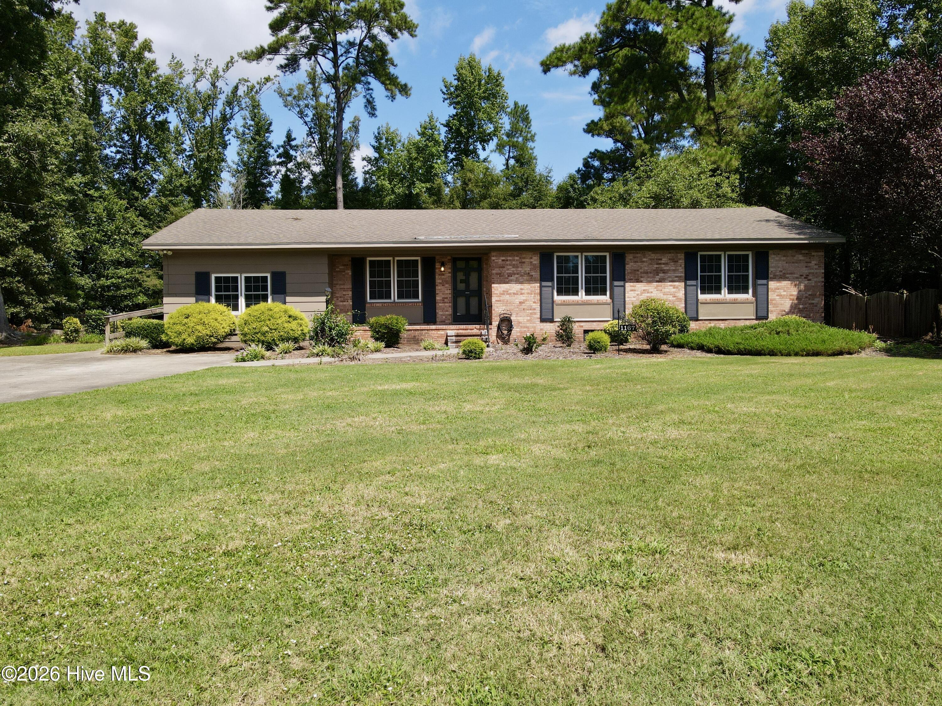 1167 Circle Drive — photo