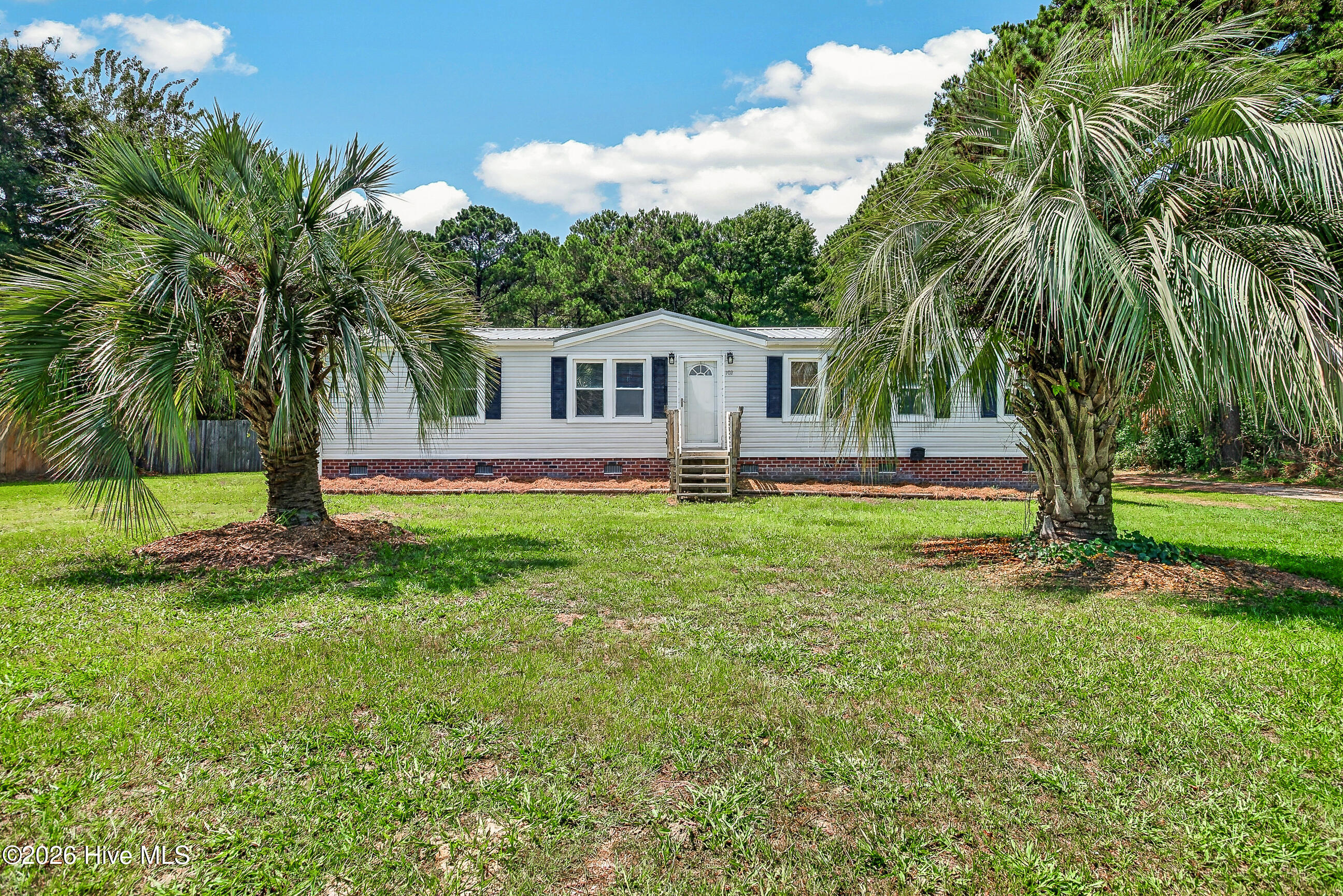 102 Seabird Lane — photo