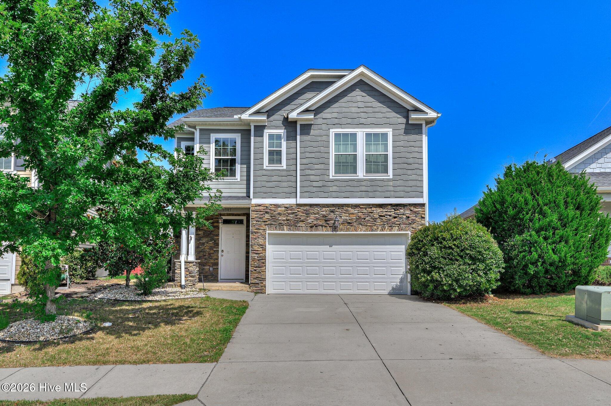 1047 Glenhaven Drive — photo
