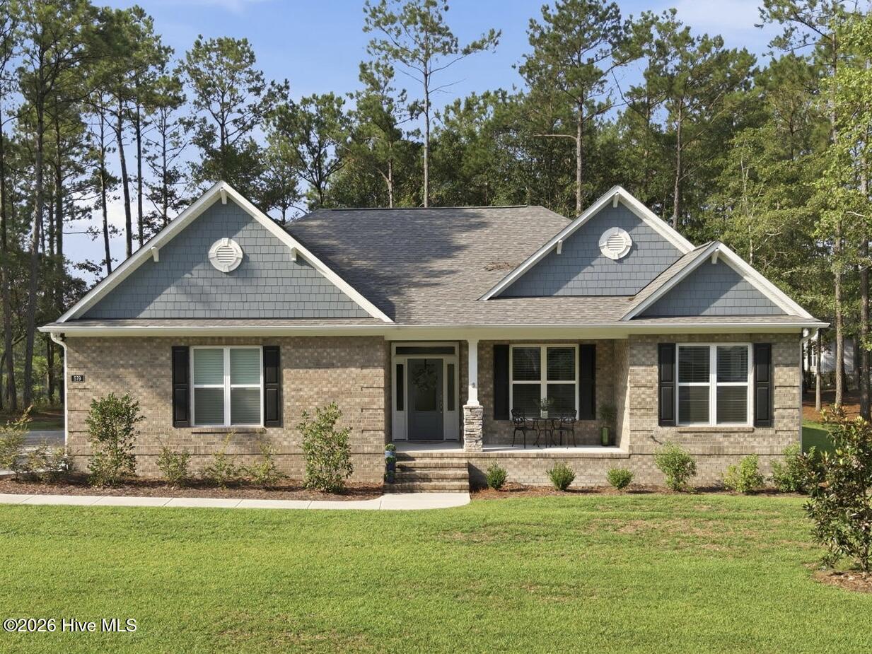 579 Hearthside Drive SE — photo