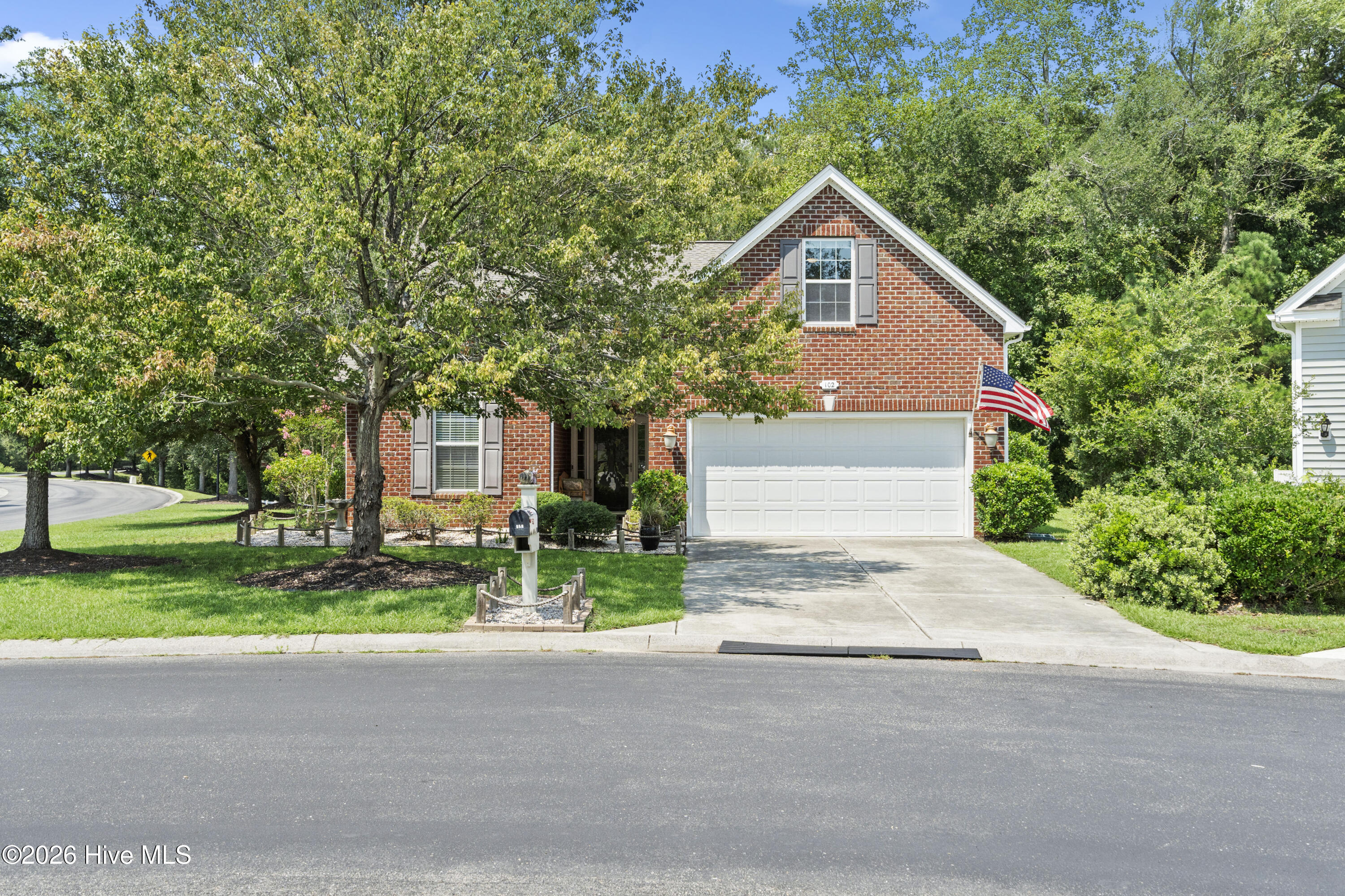 102 Farmers Rest Court — photo