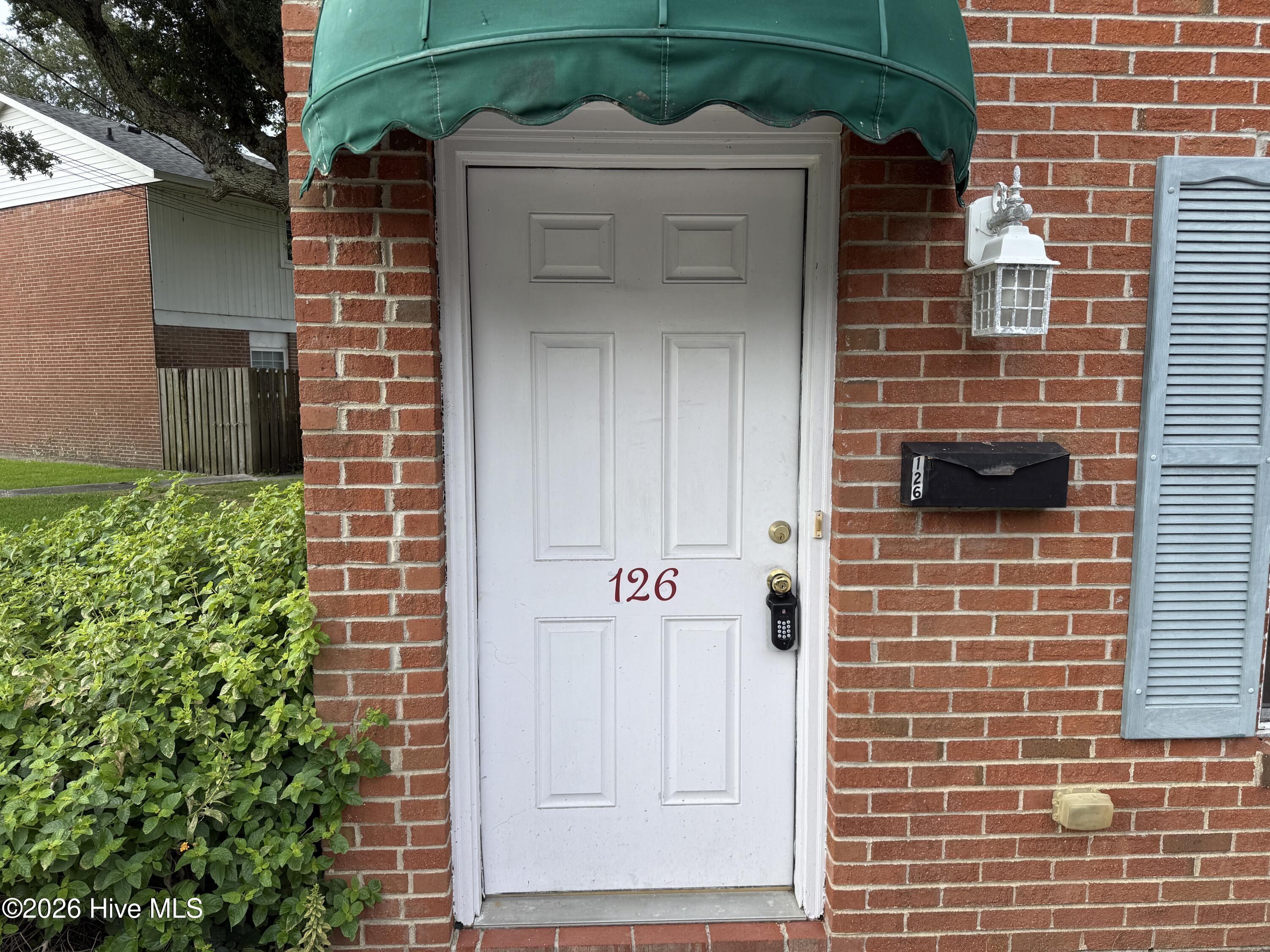 126 Short Street 126 — photo