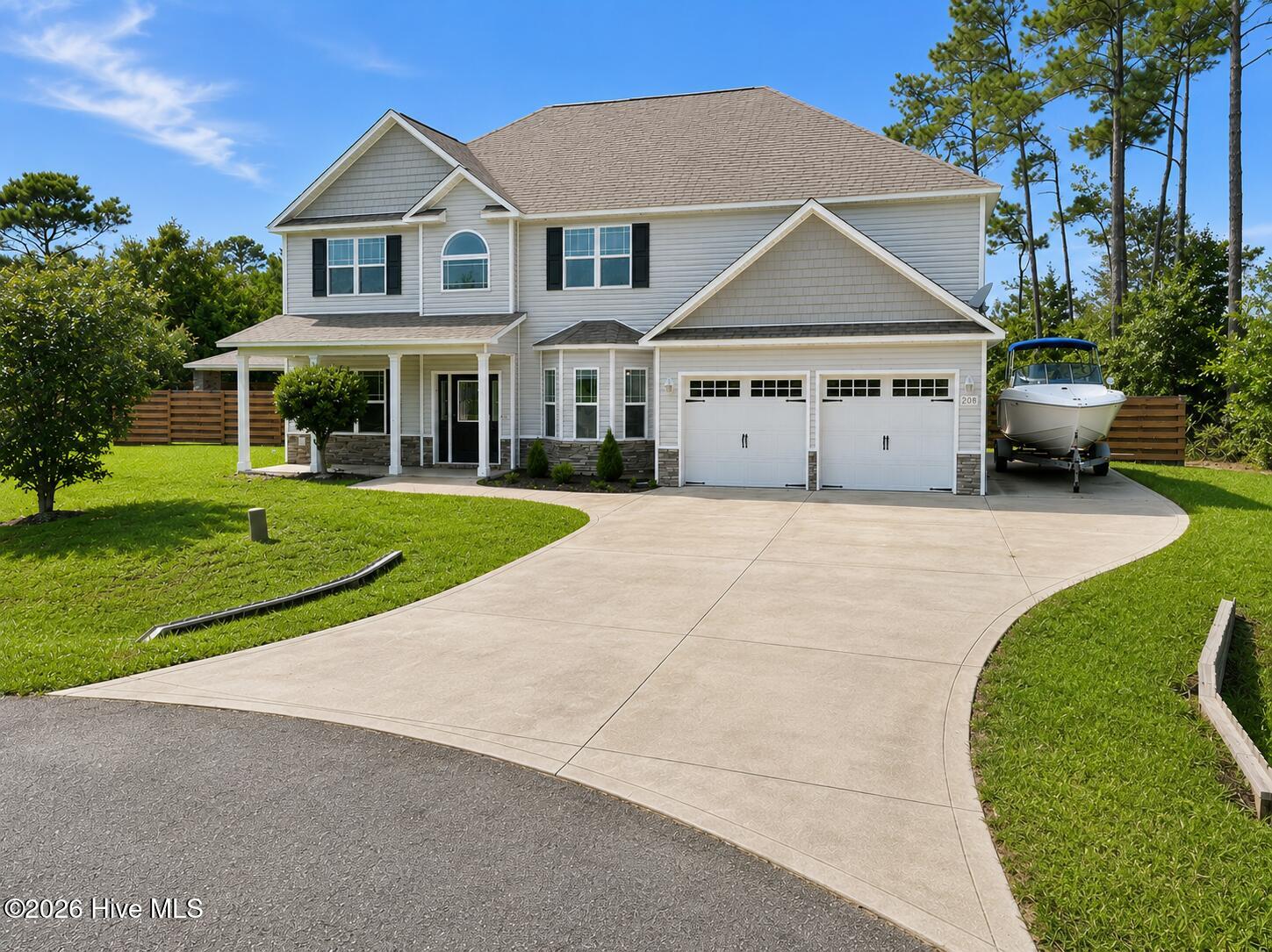 208 Misty Cove Court — photo